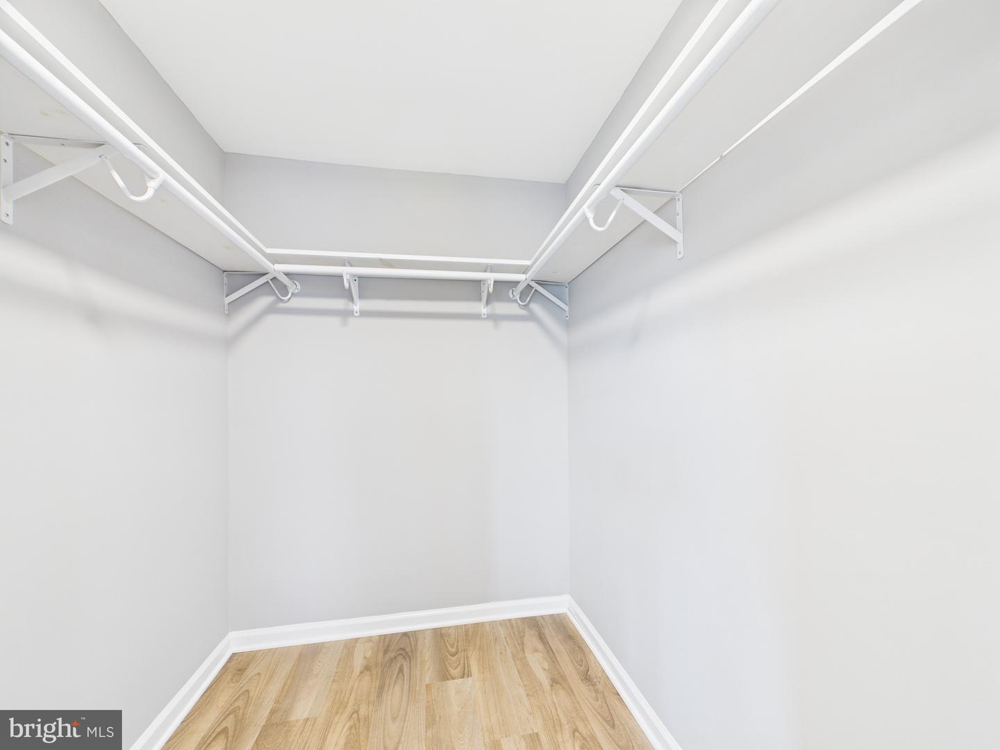 3404 25TH ST S #34, ARLINGTON, Virginia 22206, 1 Bedroom Bedrooms, 2 Rooms Rooms,1 BathroomBathrooms,Residential,For sale,3404 25TH ST S #34,VAAR2064482 MLS # VAAR2064482
