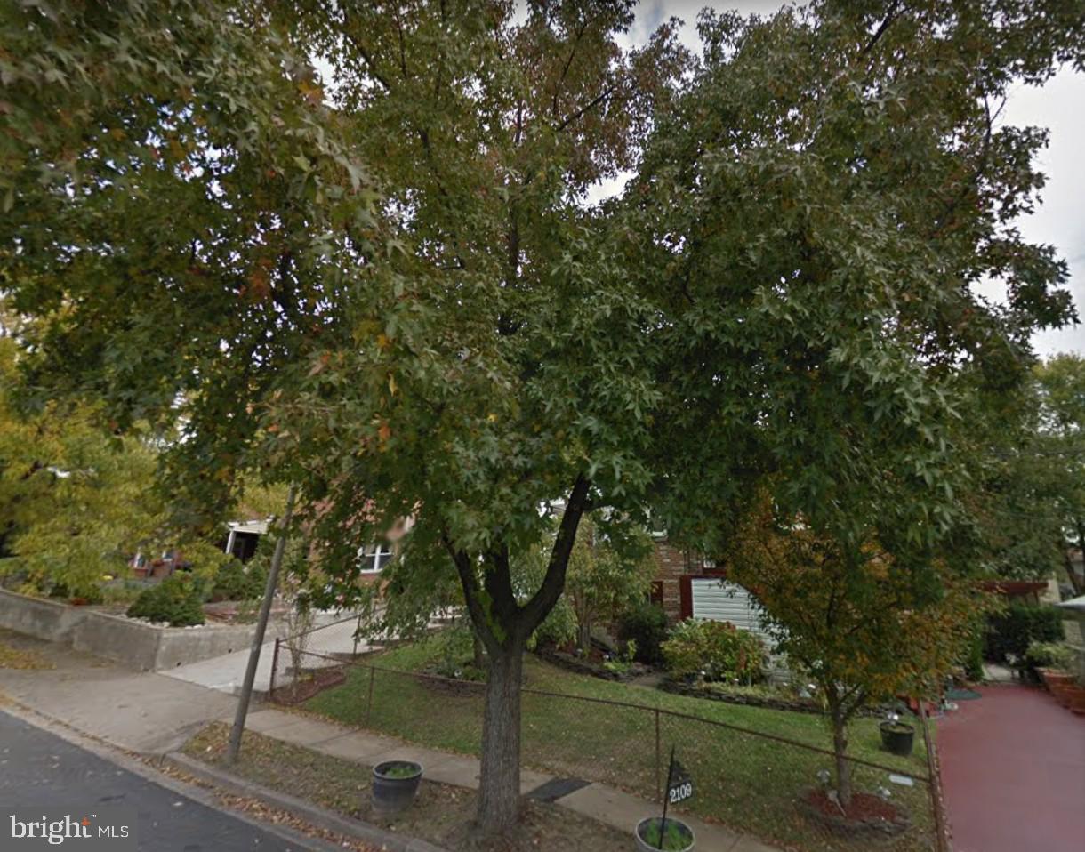 2109 S LOWELL ST, ARLINGTON, Virginia 22204, 4 Bedrooms Bedrooms, ,3 BathroomsBathrooms,Residential,For sale,2109 S LOWELL ST,VAAR2064654 MLS # VAAR2064654