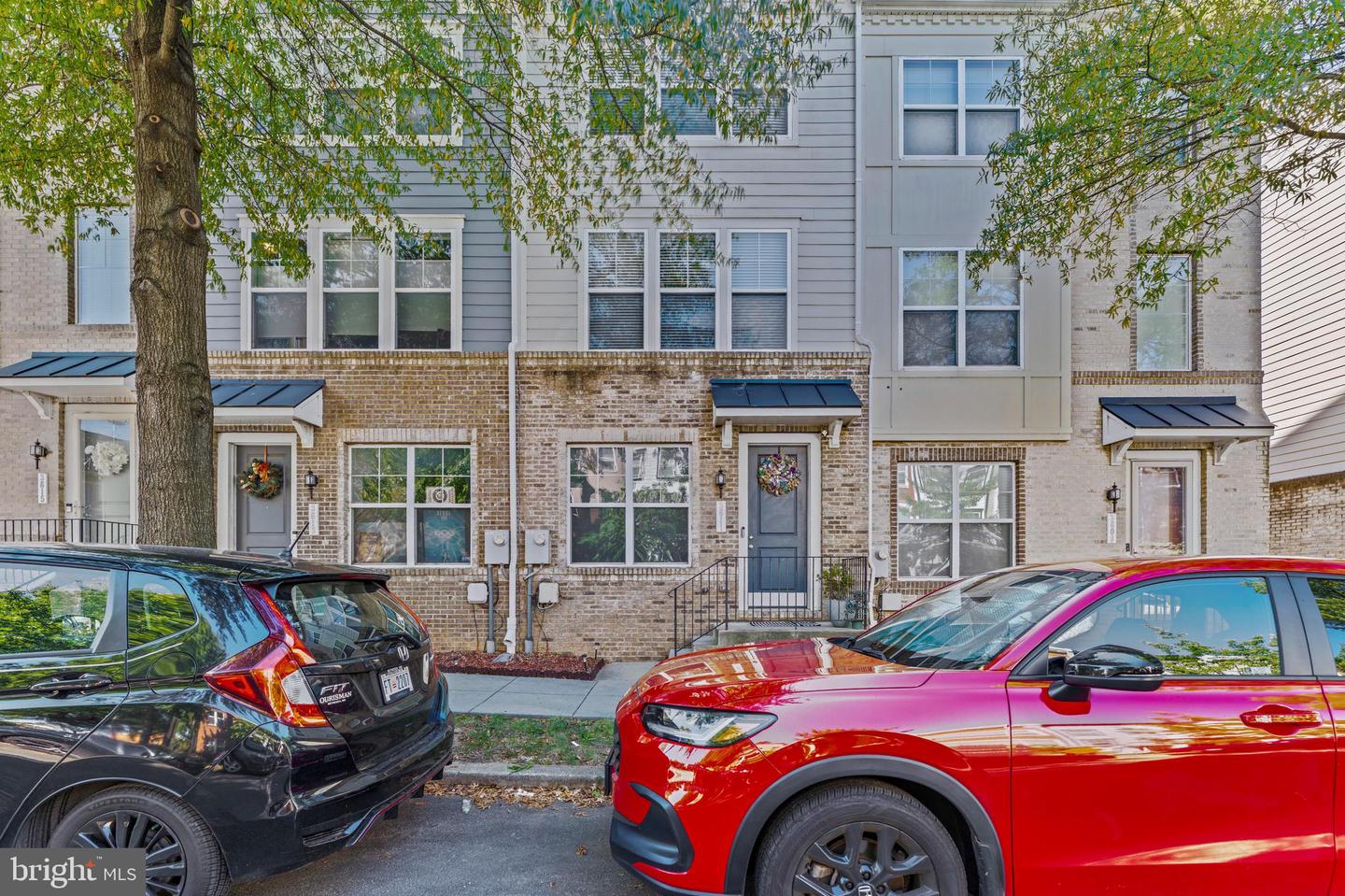 3611 GRANT PL NE, WASHINGTON, District Of Columbia 20019, 3 Bedrooms Bedrooms, ,2 BathroomsBathrooms,Residential,For sale,3611 GRANT PL NE,DCDC2226428 MLS # DCDC2226428