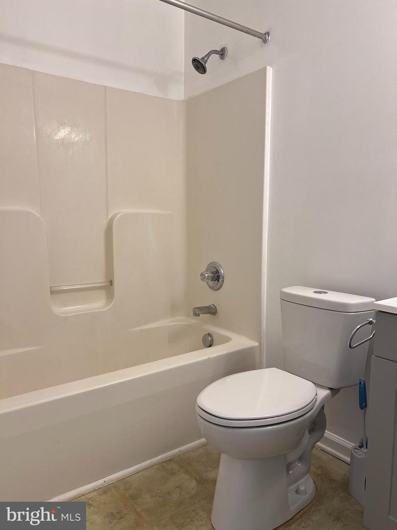 124 KADIES LN, EDINBURG, Virginia 22824, 2 Bedrooms Bedrooms, ,2 BathroomsBathrooms,Residential,For sale,124 KADIES LN,VASH2012748 MLS # VASH2012748