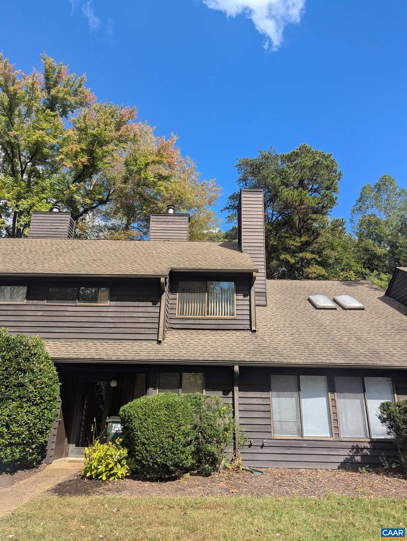 1545 BIRNAM DR, CHARLOTTESVILLE, Virginia 22901, 2 Bedrooms Bedrooms, ,2 BathroomsBathrooms,Residential,For sale,1545 BIRNAM DR,670004 MLS # 670004
