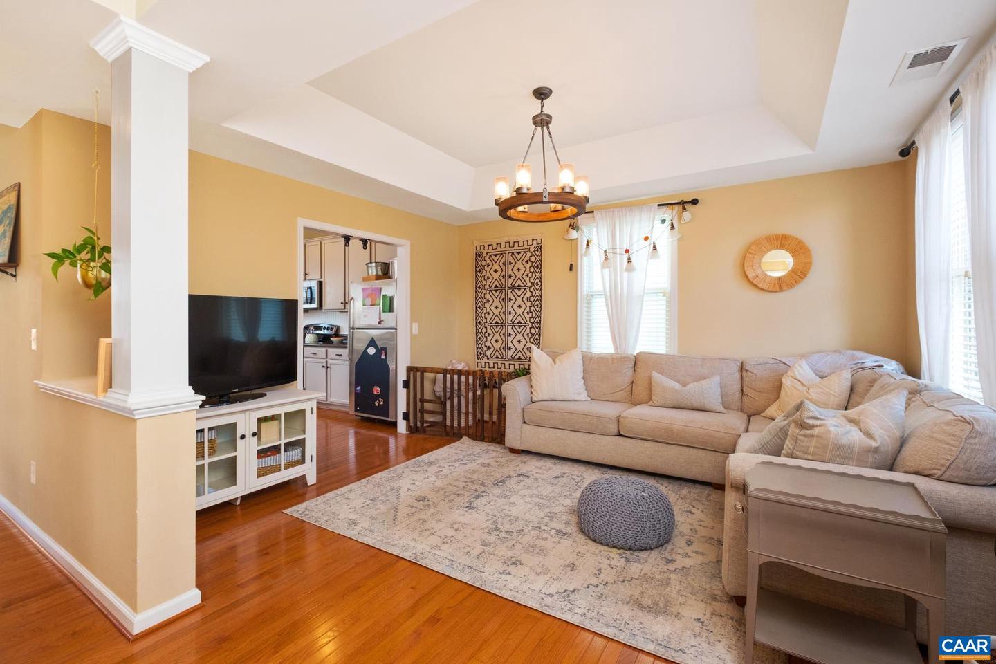 737 COUNTRY GREEN RD, CHARLOTTESVILLE, Virginia 22903, 3 Bedrooms Bedrooms, ,2 BathroomsBathrooms,Residential,For sale,737 COUNTRY GREEN RD,670017 MLS # 670017