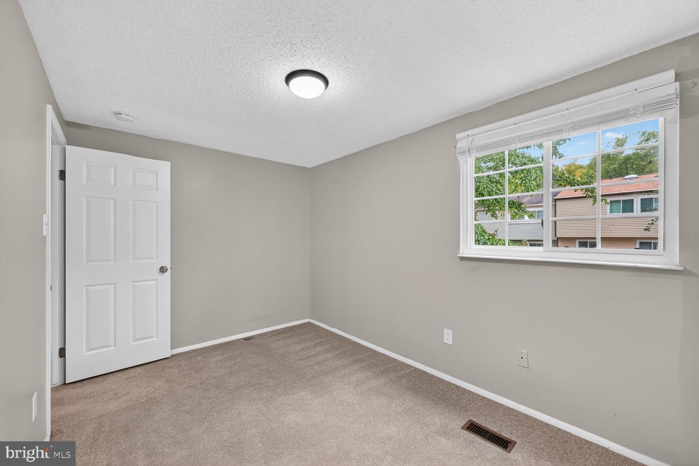 5338 HARBOR COURT DR, ALEXANDRIA, Virginia 22315, 2 Bedrooms Bedrooms, ,2 BathroomsBathrooms,Residential,For sale,5338 HARBOR COURT DR,VAFX2274352 MLS # VAFX2274352