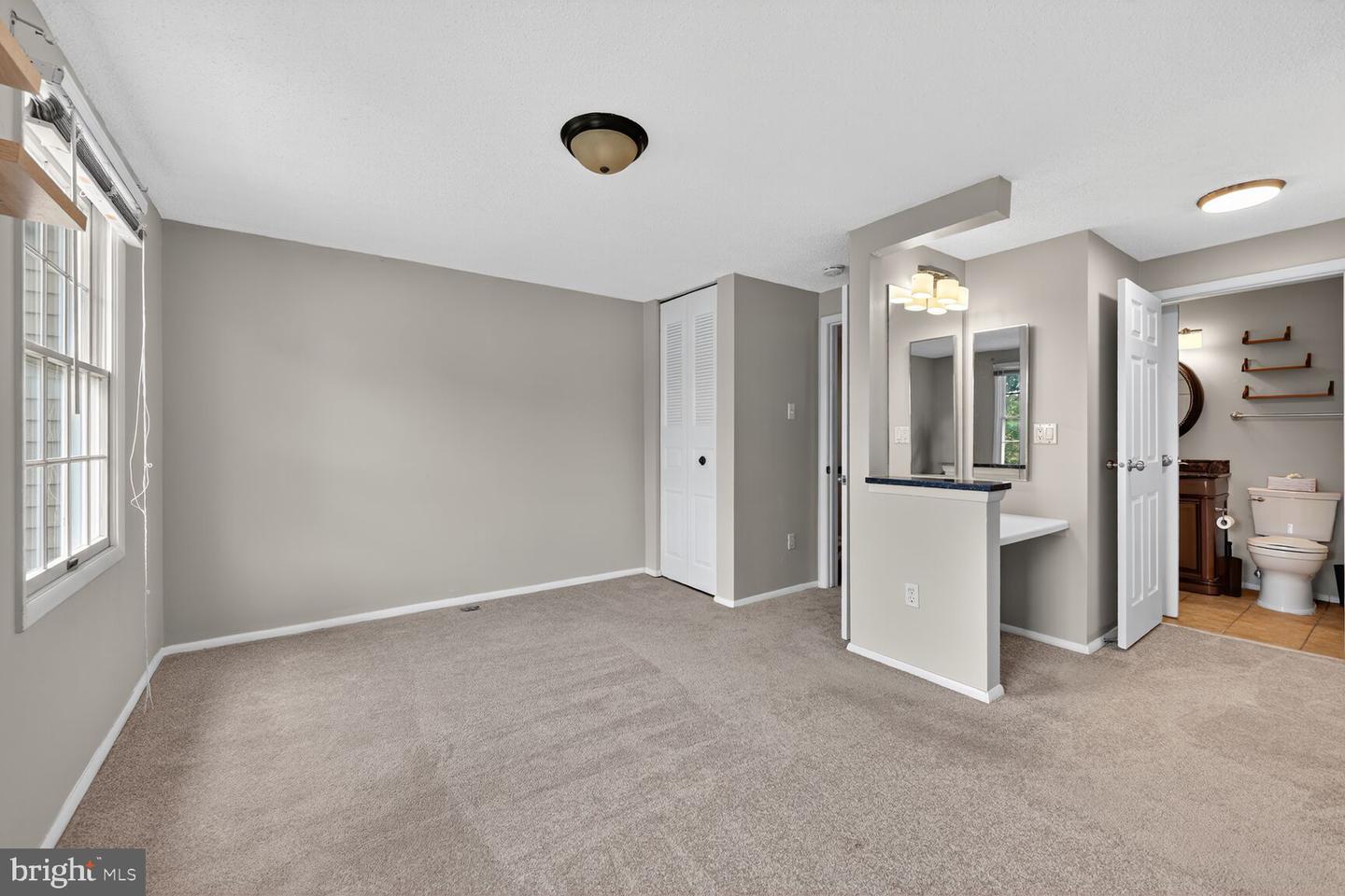 5338 HARBOR COURT DR, ALEXANDRIA, Virginia 22315, 2 Bedrooms Bedrooms, ,2 BathroomsBathrooms,Residential,For sale,5338 HARBOR COURT DR,VAFX2274352 MLS # VAFX2274352