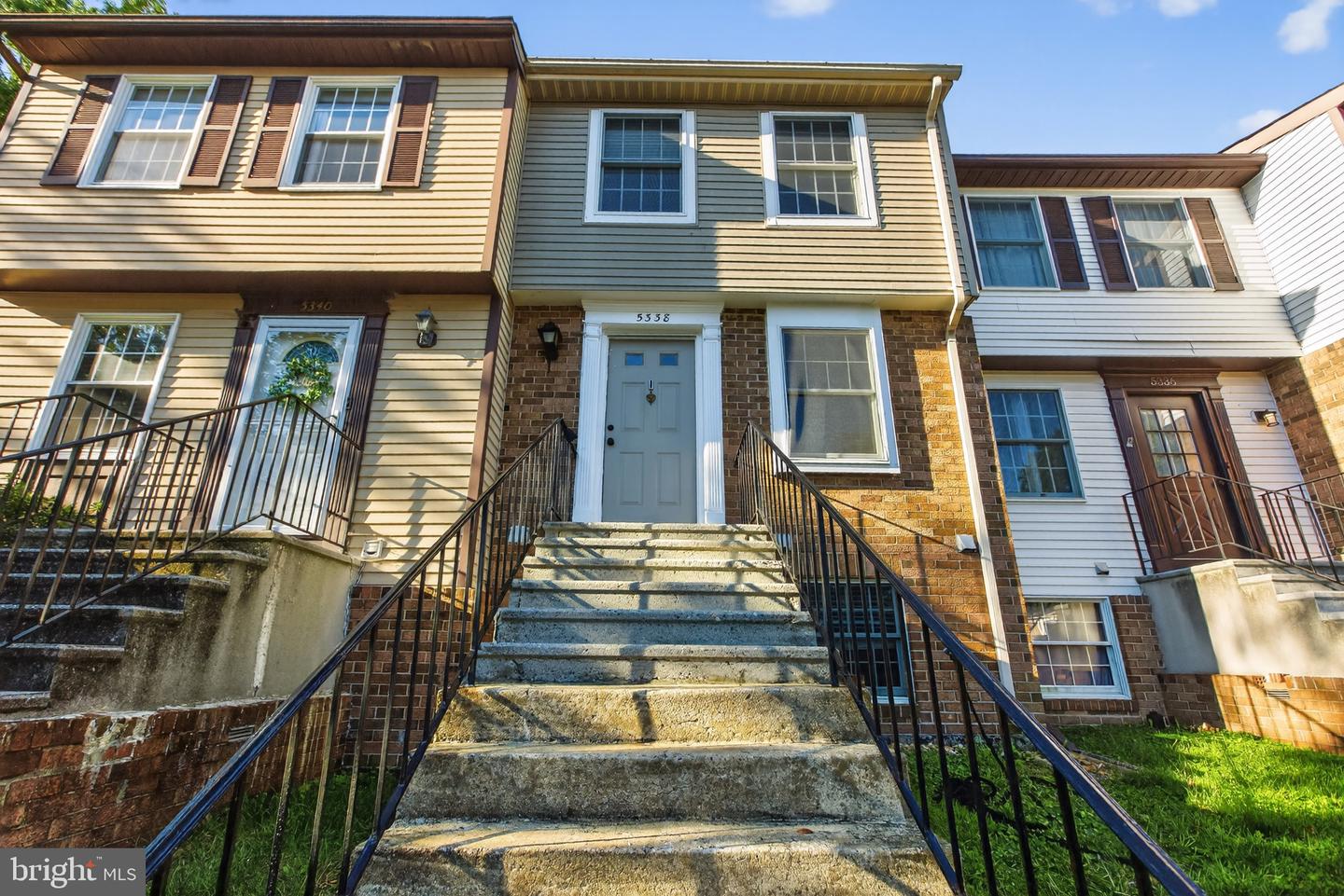 5338 HARBOR COURT DR, ALEXANDRIA, Virginia 22315, 2 Bedrooms Bedrooms, ,2 BathroomsBathrooms,Residential,For sale,5338 HARBOR COURT DR,VAFX2274352 MLS # VAFX2274352