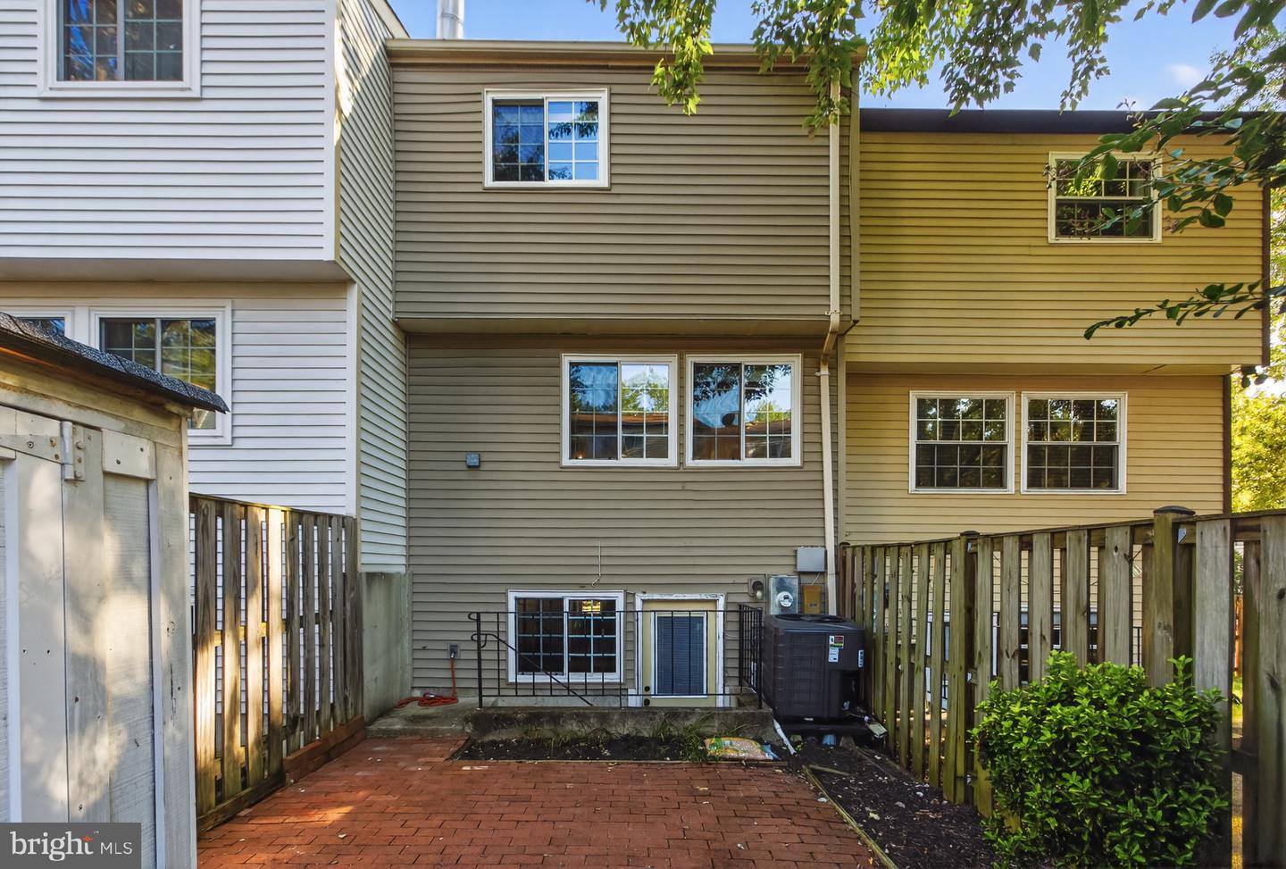 5338 HARBOR COURT DR, ALEXANDRIA, Virginia 22315, 2 Bedrooms Bedrooms, ,2 BathroomsBathrooms,Residential,For sale,5338 HARBOR COURT DR,VAFX2274352 MLS # VAFX2274352