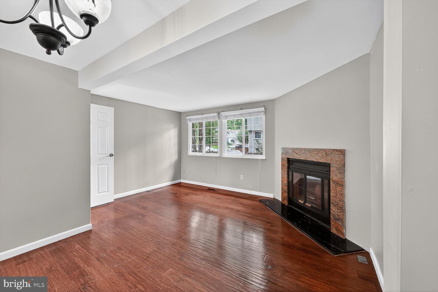 5338 HARBOR COURT DR, ALEXANDRIA, Virginia 22315, 2 Bedrooms Bedrooms, ,2 BathroomsBathrooms,Residential,For sale,5338 HARBOR COURT DR,VAFX2274352 MLS # VAFX2274352