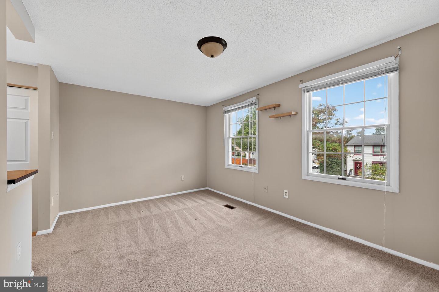 5338 HARBOR COURT DR, ALEXANDRIA, Virginia 22315, 2 Bedrooms Bedrooms, ,2 BathroomsBathrooms,Residential,For sale,5338 HARBOR COURT DR,VAFX2274352 MLS # VAFX2274352