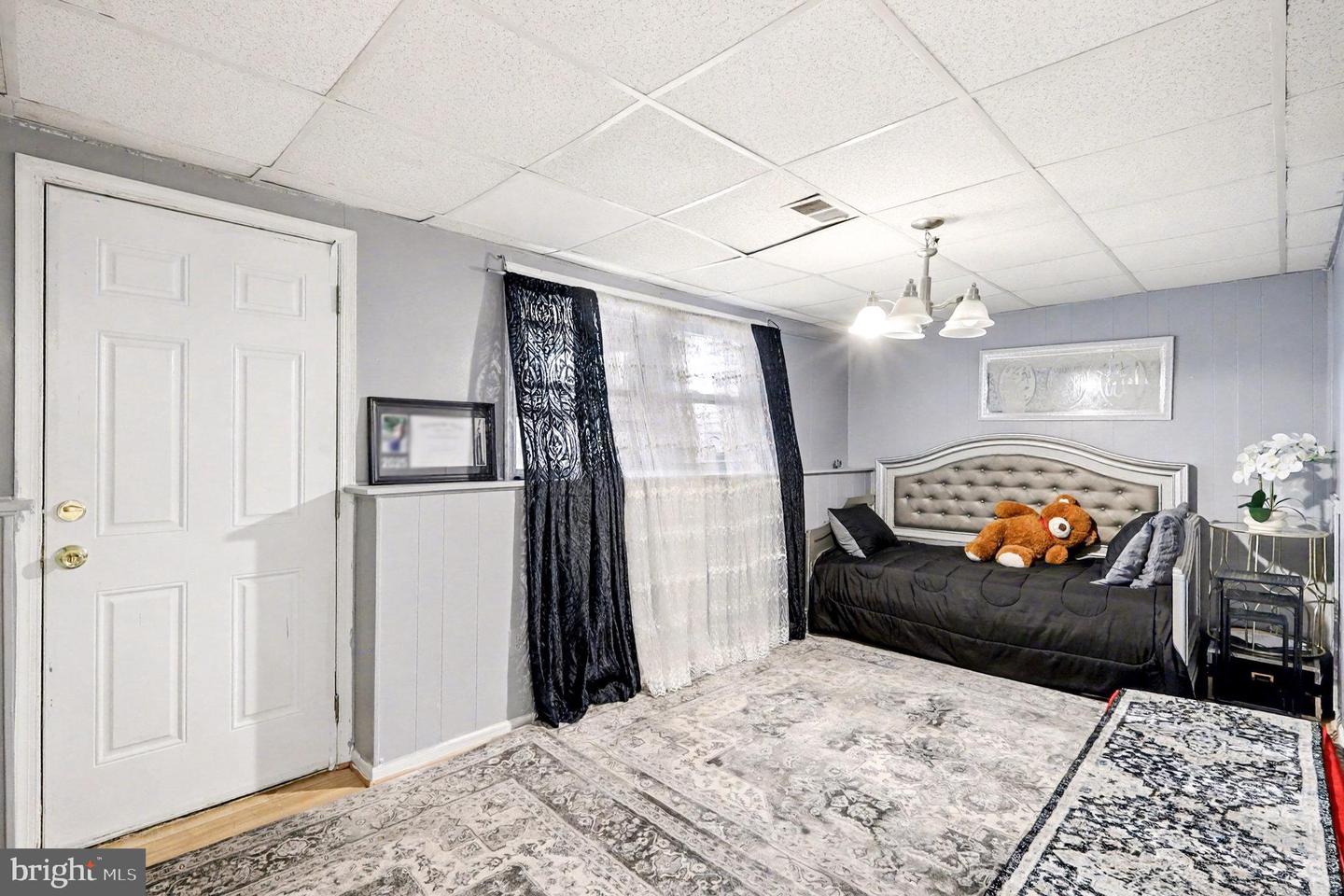 8494 KIRBY ST, MANASSAS, Virginia 20110, 3 Bedrooms Bedrooms, 6 Rooms Rooms,2 BathroomsBathrooms,Residential,For sale,8494 KIRBY ST,VAMN2009502 MLS # VAMN2009502