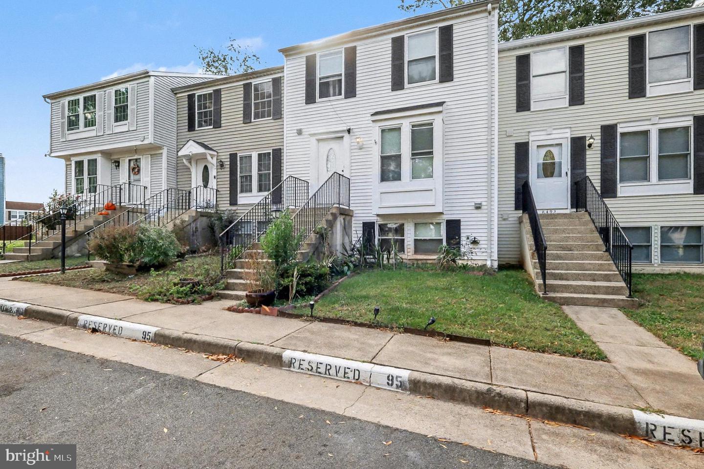 8494 KIRBY ST, MANASSAS, Virginia 20110, 3 Bedrooms Bedrooms, 6 Rooms Rooms,2 BathroomsBathrooms,Residential,For sale,8494 KIRBY ST,VAMN2009502 MLS # VAMN2009502