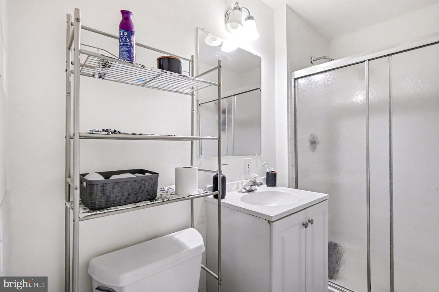 8494 KIRBY ST, MANASSAS, Virginia 20110, 3 Bedrooms Bedrooms, 6 Rooms Rooms,2 BathroomsBathrooms,Residential,For sale,8494 KIRBY ST,VAMN2009502 MLS # VAMN2009502
