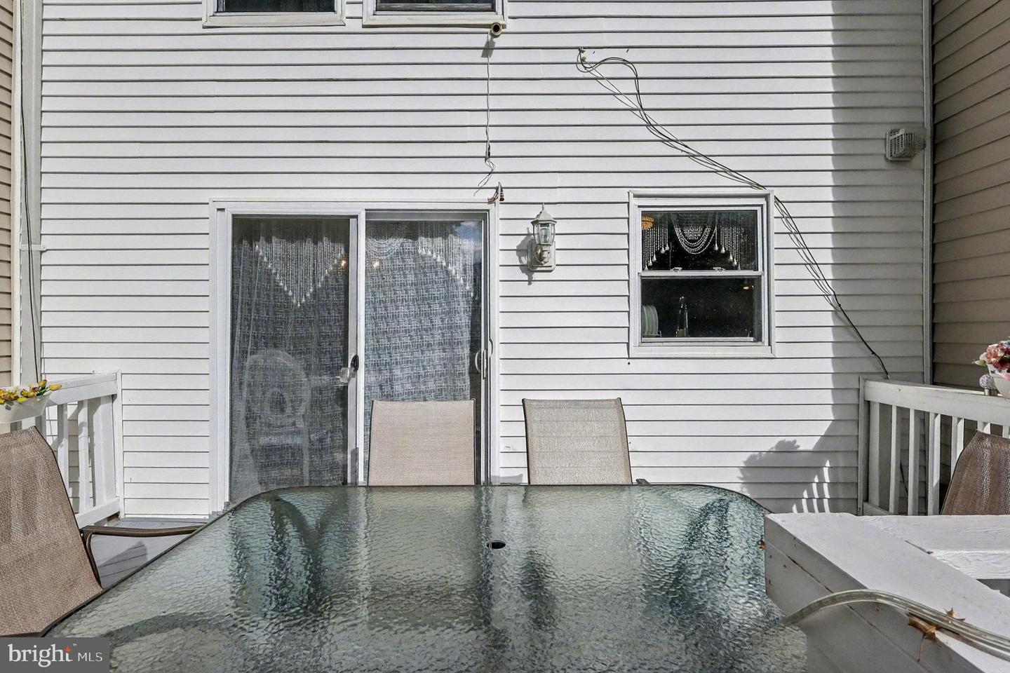 8494 KIRBY ST, MANASSAS, Virginia 20110, 3 Bedrooms Bedrooms, 6 Rooms Rooms,2 BathroomsBathrooms,Residential,For sale,8494 KIRBY ST,VAMN2009502 MLS # VAMN2009502