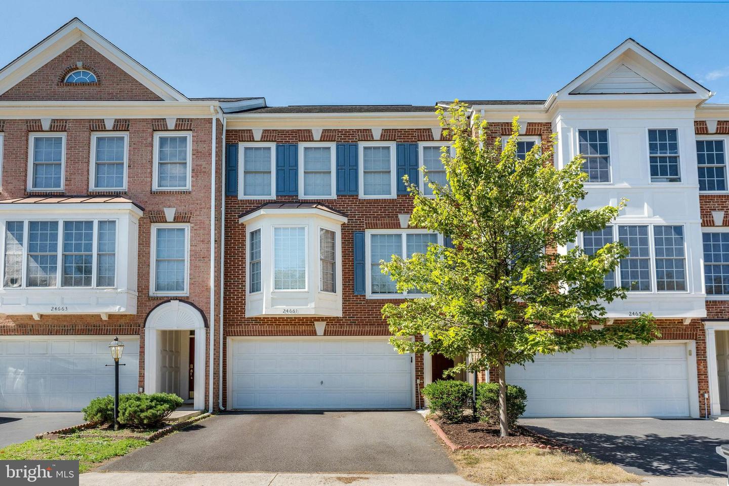 24661 CLOCK TOWER SQ, ALDIE, Virginia 20105, 3 Bedrooms Bedrooms, ,2 BathroomsBathrooms,Residential,For sale,24661 CLOCK TOWER SQ,VALO2106158 MLS # VALO2106158