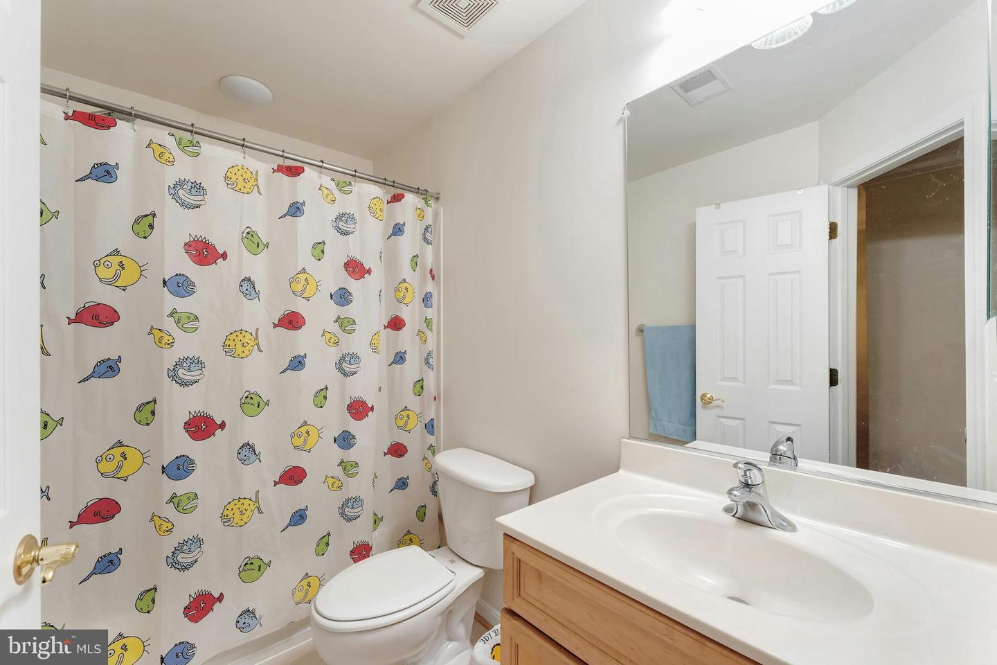 24661 CLOCK TOWER SQ, ALDIE, Virginia 20105, 3 Bedrooms Bedrooms, ,2 BathroomsBathrooms,Residential,For sale,24661 CLOCK TOWER SQ,VALO2106158 MLS # VALO2106158