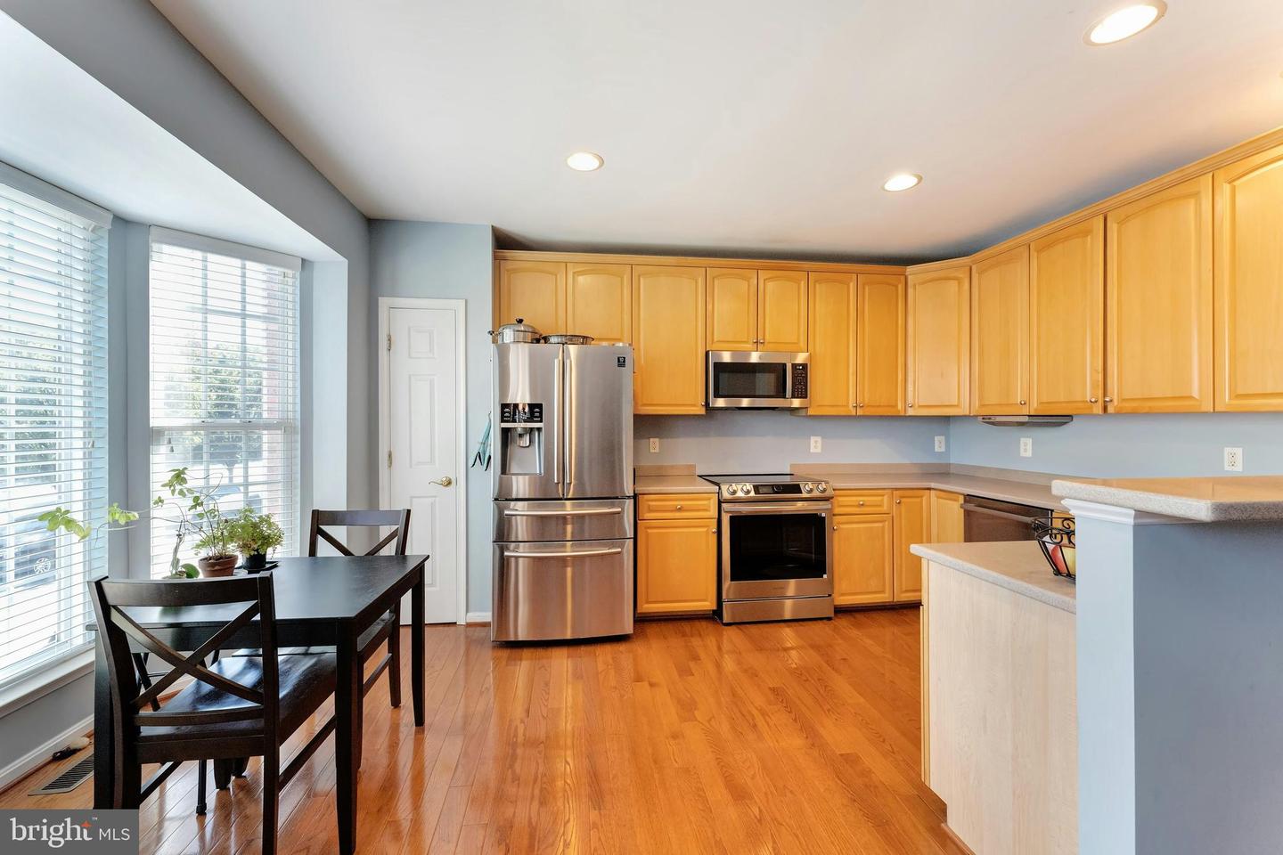 24661 CLOCK TOWER SQ, ALDIE, Virginia 20105, 3 Bedrooms Bedrooms, ,2 BathroomsBathrooms,Residential,For sale,24661 CLOCK TOWER SQ,VALO2106158 MLS # VALO2106158