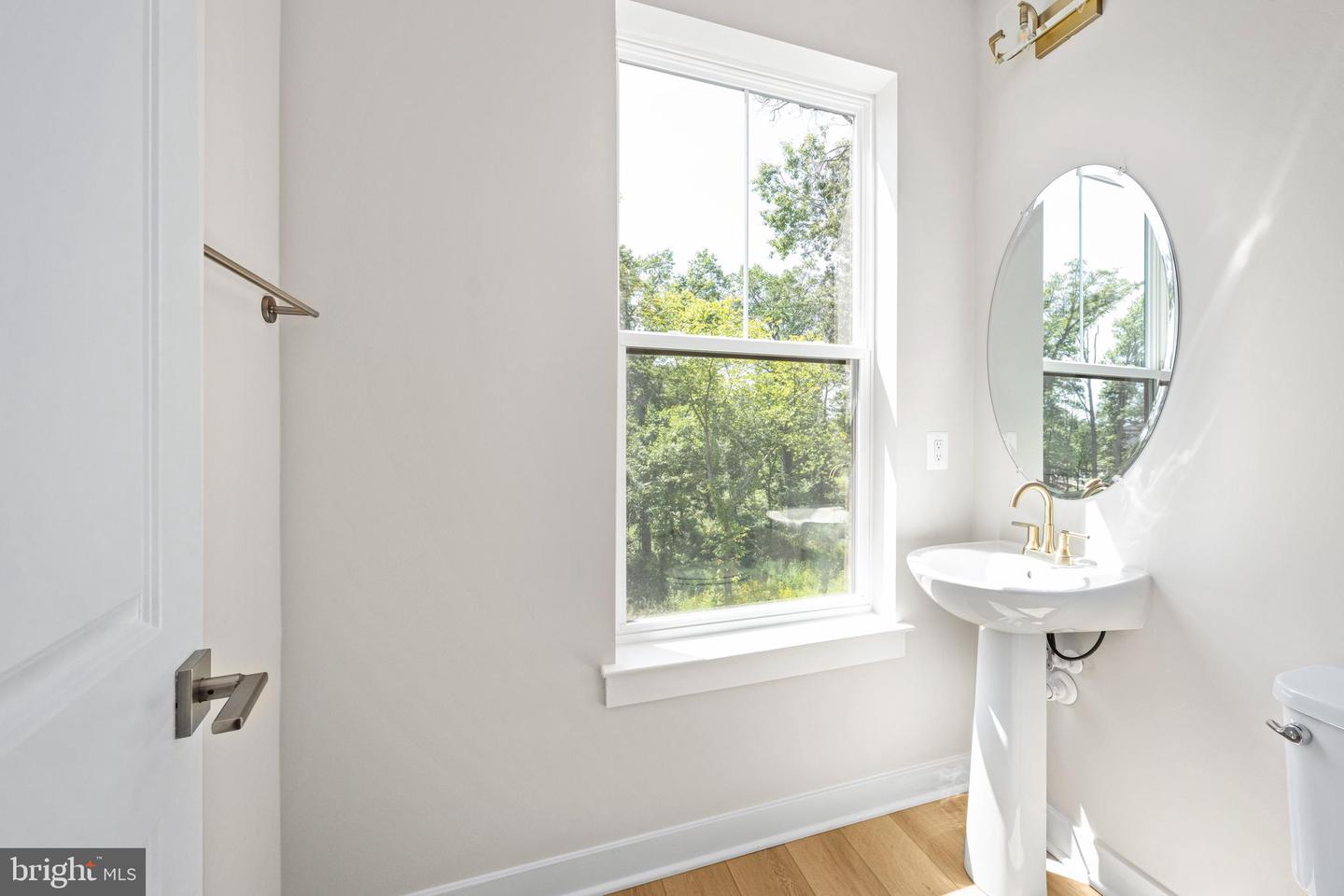 44577 STRABANE TER, ASHBURN, Virginia 20147, 3 Bedrooms Bedrooms, ,2 BathroomsBathrooms,Residential,For sale,44577 STRABANE TER,VALO2108886 MLS # VALO2108886