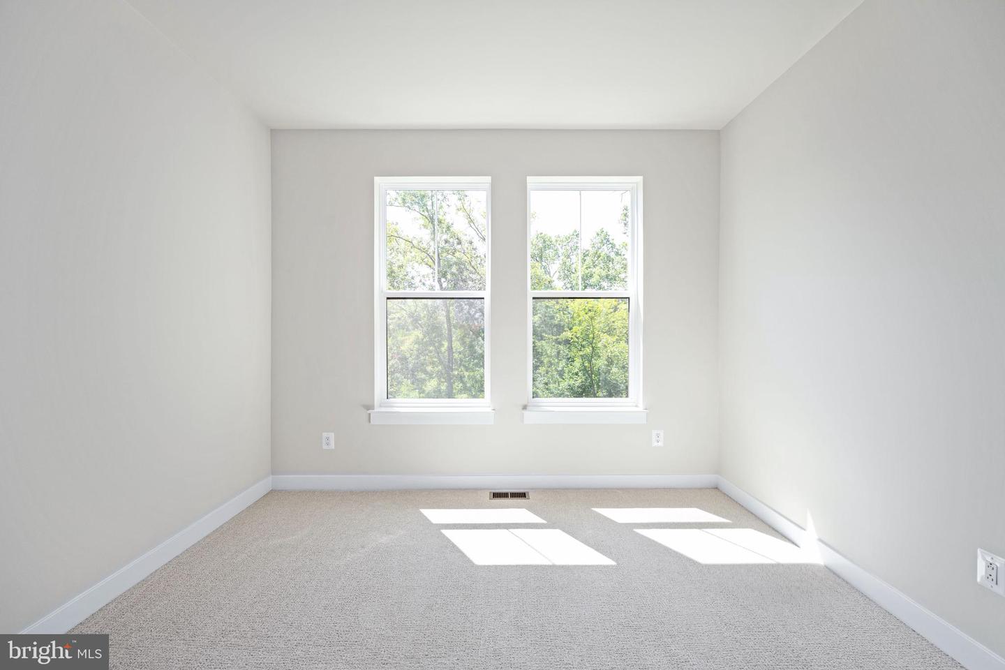 44577 STRABANE TER, ASHBURN, Virginia 20147, 3 Bedrooms Bedrooms, ,2 BathroomsBathrooms,Residential,For sale,44577 STRABANE TER,VALO2108886 MLS # VALO2108886