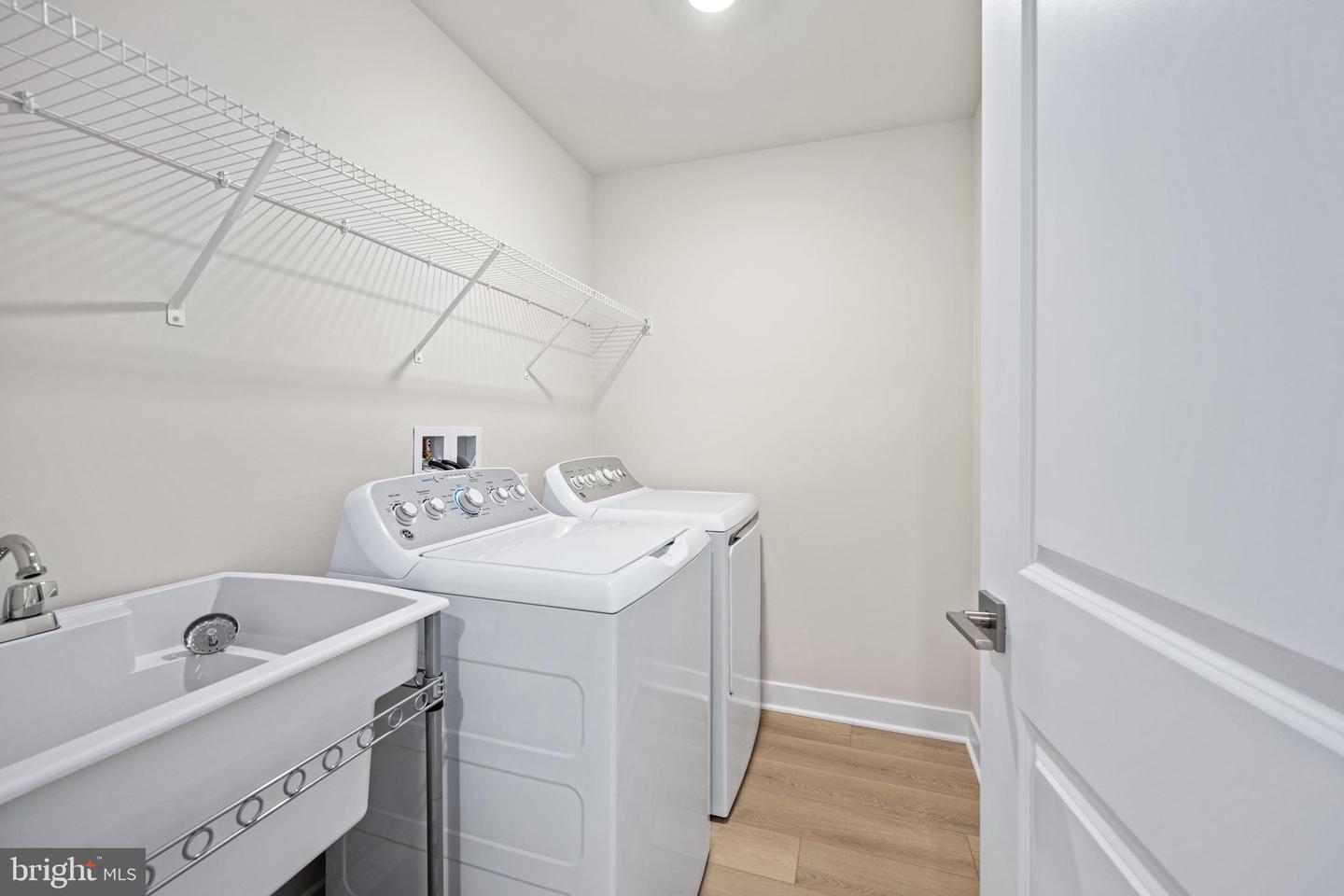 44577 STRABANE TER, ASHBURN, Virginia 20147, 3 Bedrooms Bedrooms, ,2 BathroomsBathrooms,Residential,For sale,44577 STRABANE TER,VALO2108886 MLS # VALO2108886