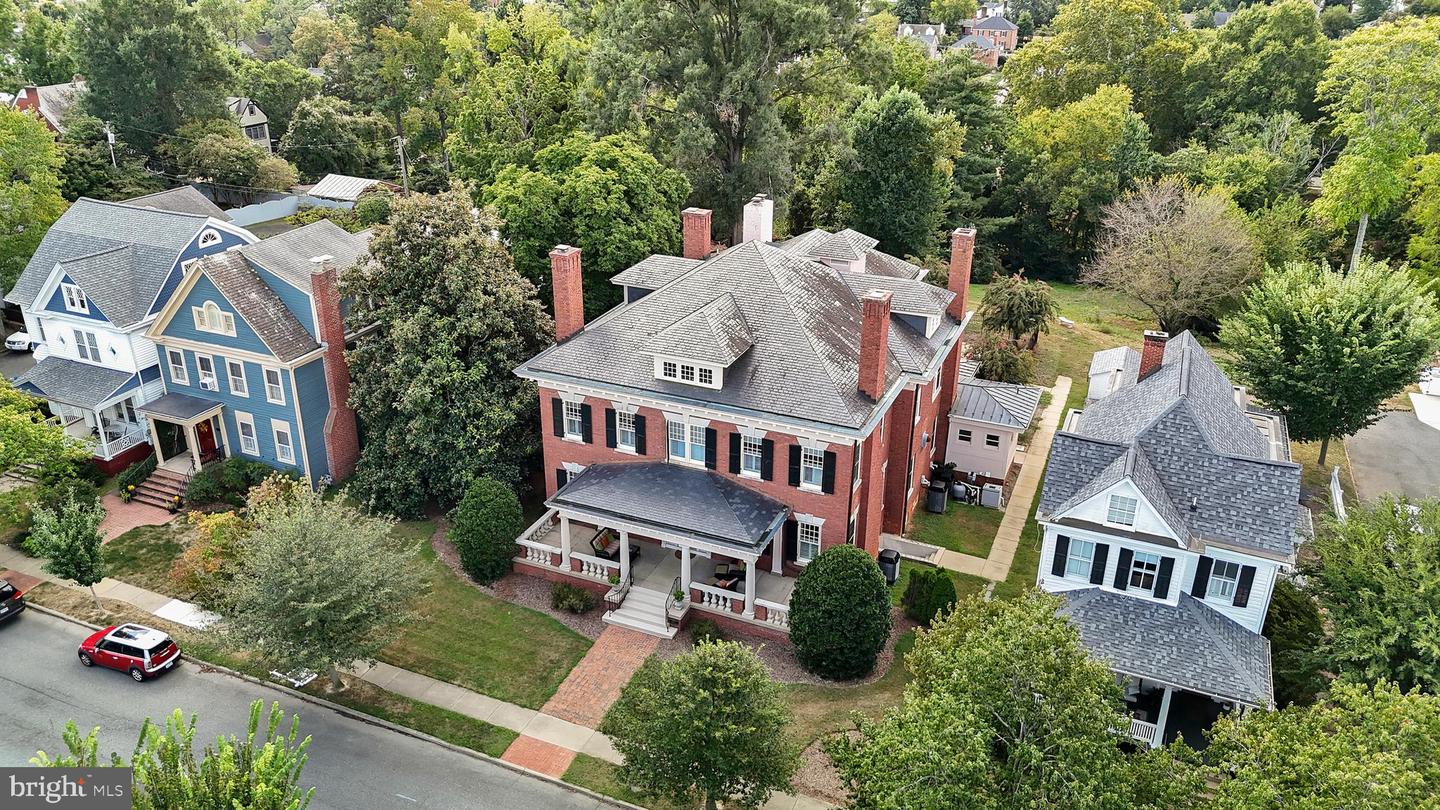 1304 WASHINGTON AVE, FREDERICKSBURG, Virginia 22401, 6 Bedrooms Bedrooms, 28 Rooms Rooms,5 BathroomsBathrooms,Residential,For sale,1304 WASHINGTON AVE,VAFB2009114 MLS # VAFB2009114