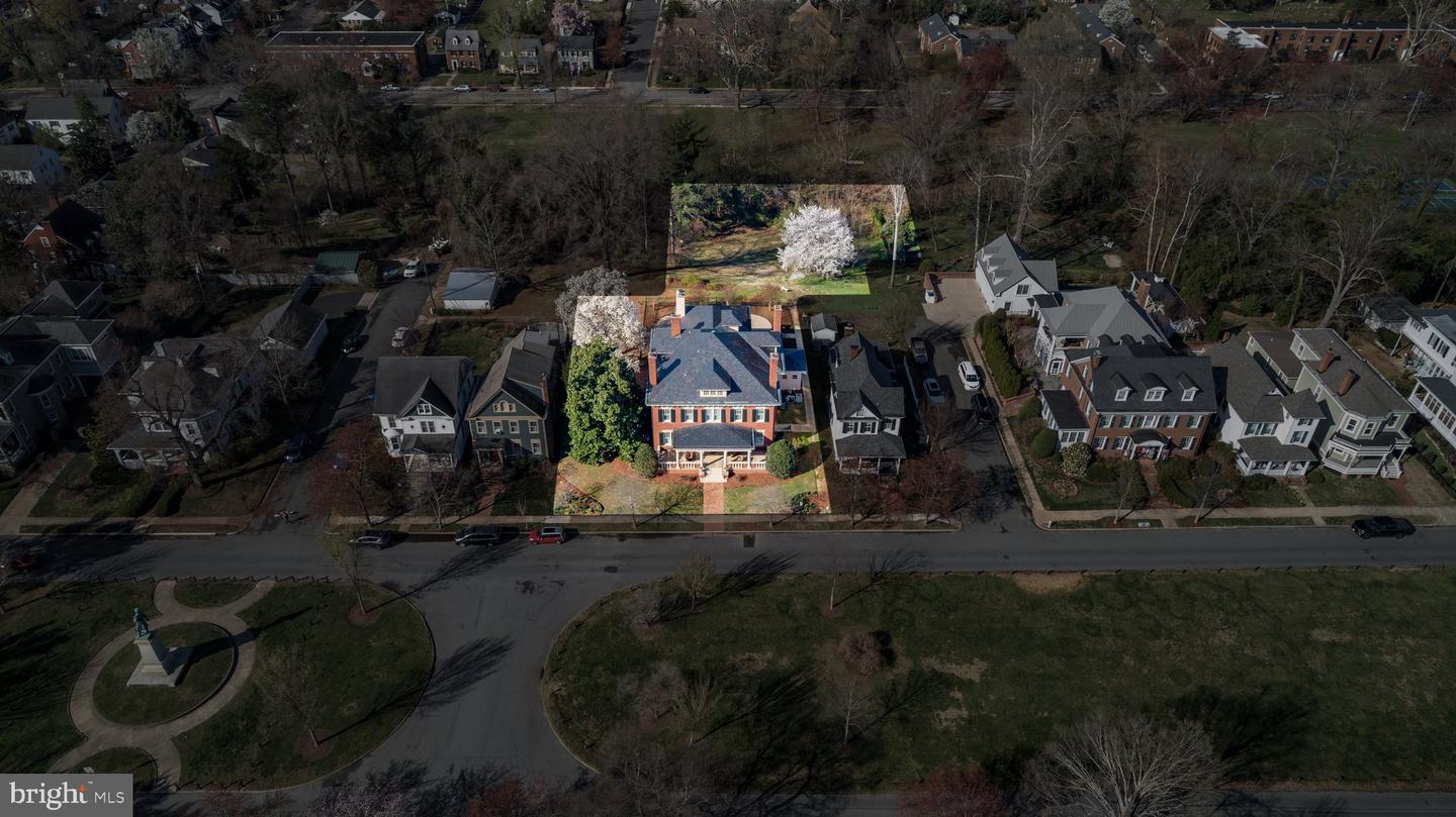 1304 WASHINGTON AVE, FREDERICKSBURG, Virginia 22401, 6 Bedrooms Bedrooms, 28 Rooms Rooms,5 BathroomsBathrooms,Residential,For sale,1304 WASHINGTON AVE,VAFB2009114 MLS # VAFB2009114