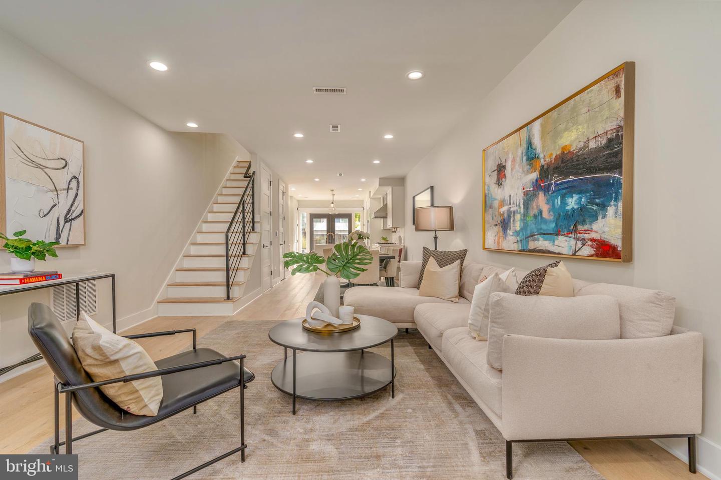 430 15TH ST SE, WASHINGTON, District Of Columbia 20003, 4 Bedrooms Bedrooms, ,4 BathroomsBathrooms,Residential,For sale,430 15TH ST SE,DCDC2227088 MLS # DCDC2227088