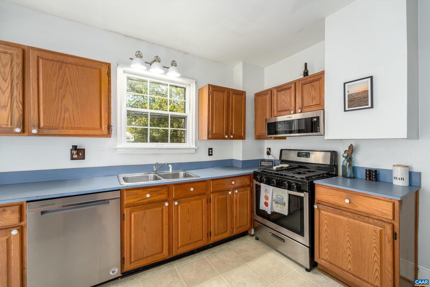 5282 SPOTSWOOD TRL, BARBOURSVILLE, Virginia 22923, 3 Bedrooms Bedrooms, ,2 BathroomsBathrooms,Residential,For sale,5282 SPOTSWOOD TRL,670019 MLS # 670019
