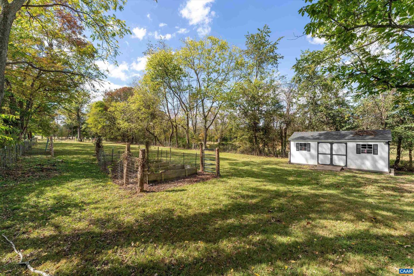 5282 SPOTSWOOD TRL, BARBOURSVILLE, Virginia 22923, 3 Bedrooms Bedrooms, ,2 BathroomsBathrooms,Residential,For sale,5282 SPOTSWOOD TRL,670019 MLS # 670019