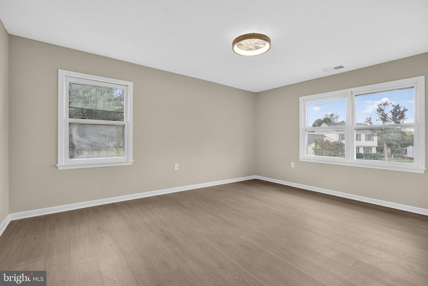 109 COLUMBIA CIR, STEPHENS CITY, Virginia 22655, 3 Bedrooms Bedrooms, ,2 BathroomsBathrooms,Residential,For sale,109 COLUMBIA CIR,VAFV2037380 MLS # VAFV2037380