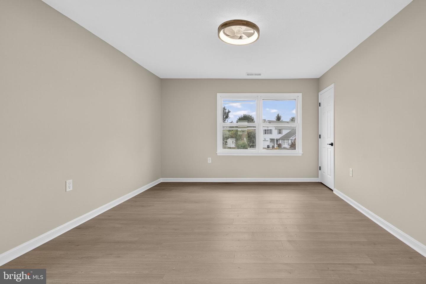109 COLUMBIA CIR, STEPHENS CITY, Virginia 22655, 3 Bedrooms Bedrooms, ,2 BathroomsBathrooms,Residential,For sale,109 COLUMBIA CIR,VAFV2037380 MLS # VAFV2037380
