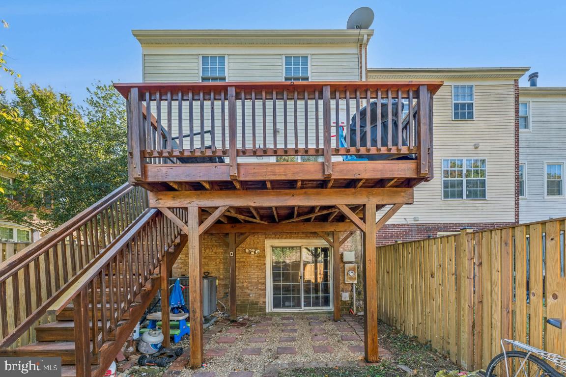 5715 LAWSONS HILL CT, ALEXANDRIA, Virginia 22310, 3 Bedrooms Bedrooms, ,2 BathroomsBathrooms,Residential,For sale,5715 LAWSONS HILL CT,VAFX2268336 MLS # VAFX2268336