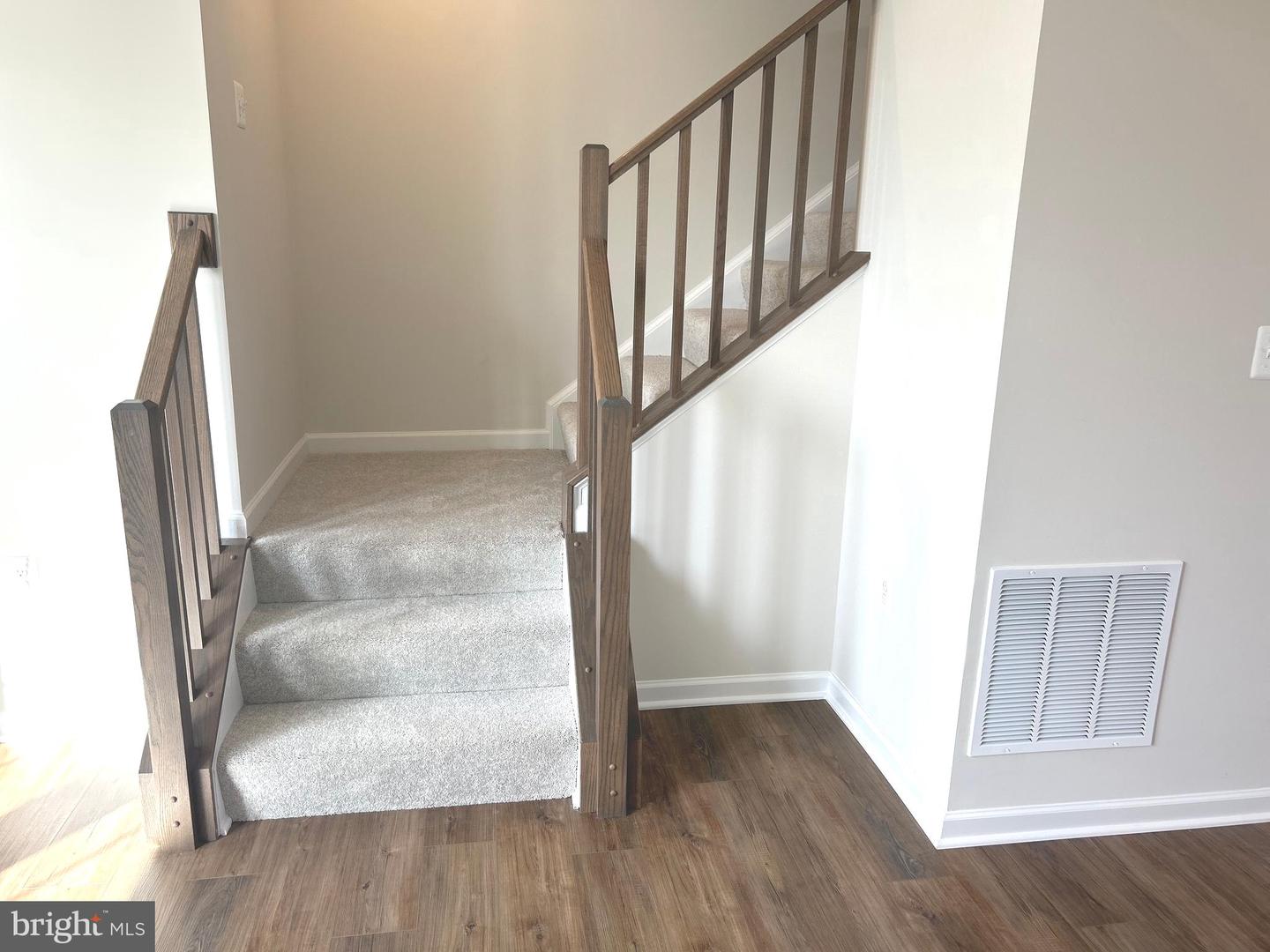 206 MONTEITH DR, WINCHESTER, Virginia 22601, 3 Bedrooms Bedrooms, ,3 BathroomsBathrooms,Residential,For sale,206 MONTEITH DR,VAWI2009244 MLS # VAWI2009244