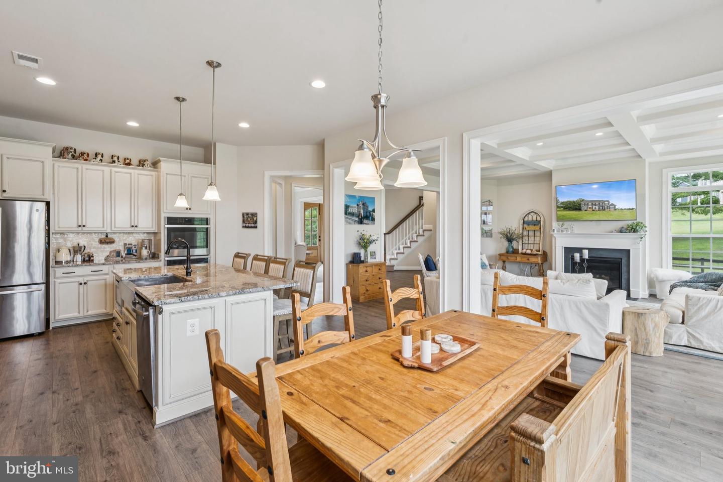 35490 SUNNY RIDGE RD, ROUND HILL, Virginia 20141, 5 Bedrooms Bedrooms, 22 Rooms Rooms,5 BathroomsBathrooms,Residential,For sale,35490 SUNNY RIDGE RD,VALO2108926 MLS # VALO2108926