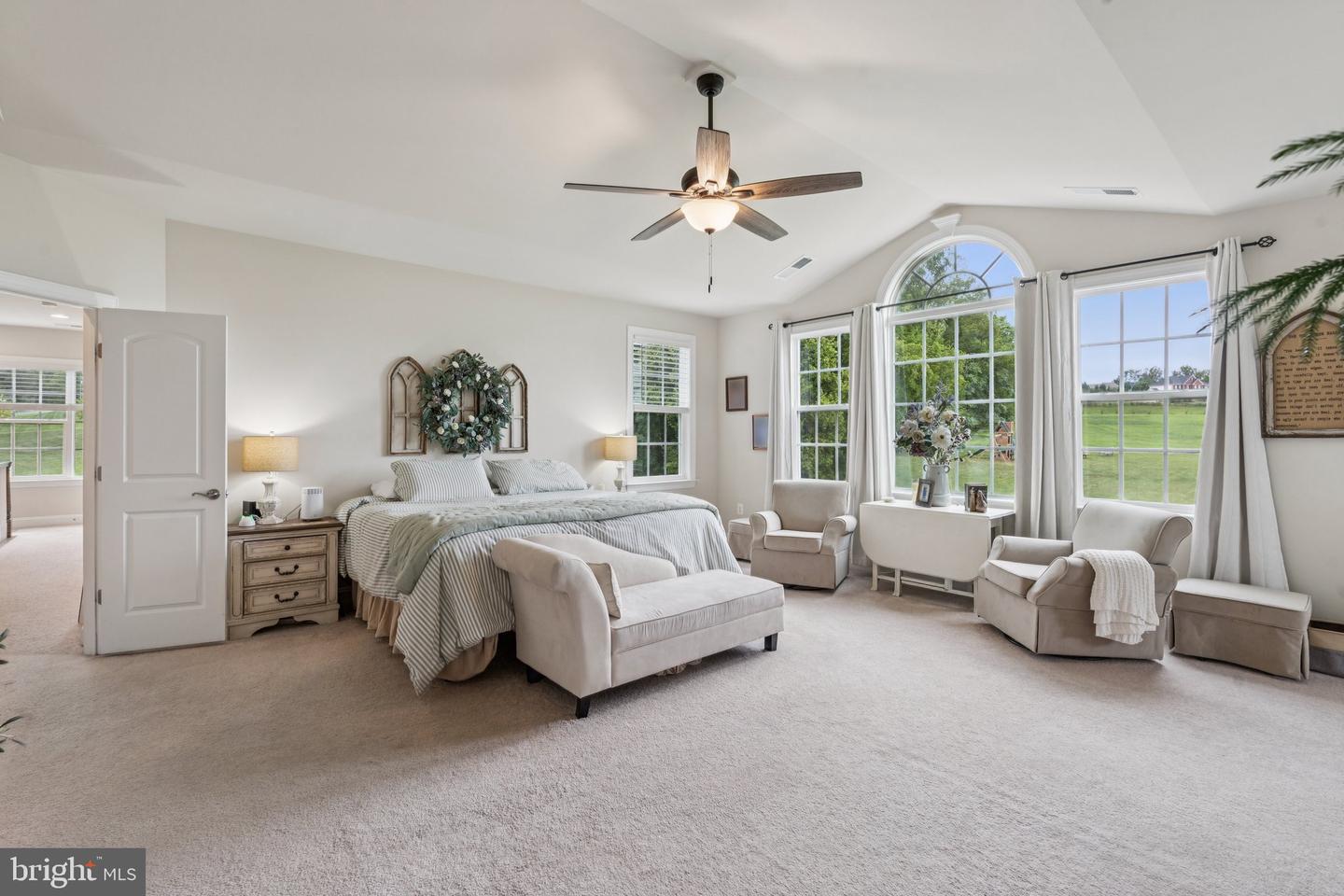 35490 SUNNY RIDGE RD, ROUND HILL, Virginia 20141, 5 Bedrooms Bedrooms, 22 Rooms Rooms,5 BathroomsBathrooms,Residential,For sale,35490 SUNNY RIDGE RD,VALO2108926 MLS # VALO2108926