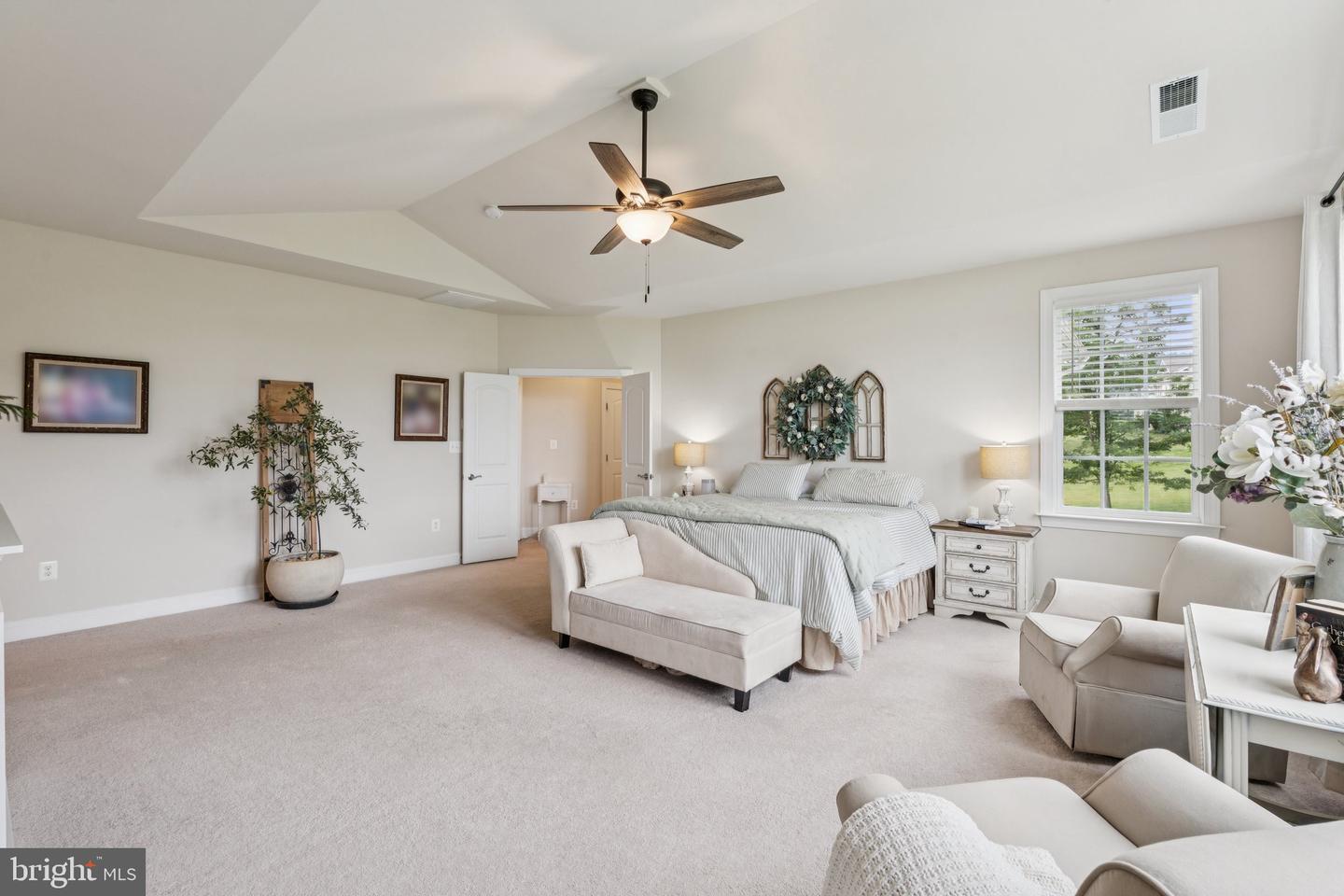 35490 SUNNY RIDGE RD, ROUND HILL, Virginia 20141, 5 Bedrooms Bedrooms, 22 Rooms Rooms,5 BathroomsBathrooms,Residential,For sale,35490 SUNNY RIDGE RD,VALO2108926 MLS # VALO2108926