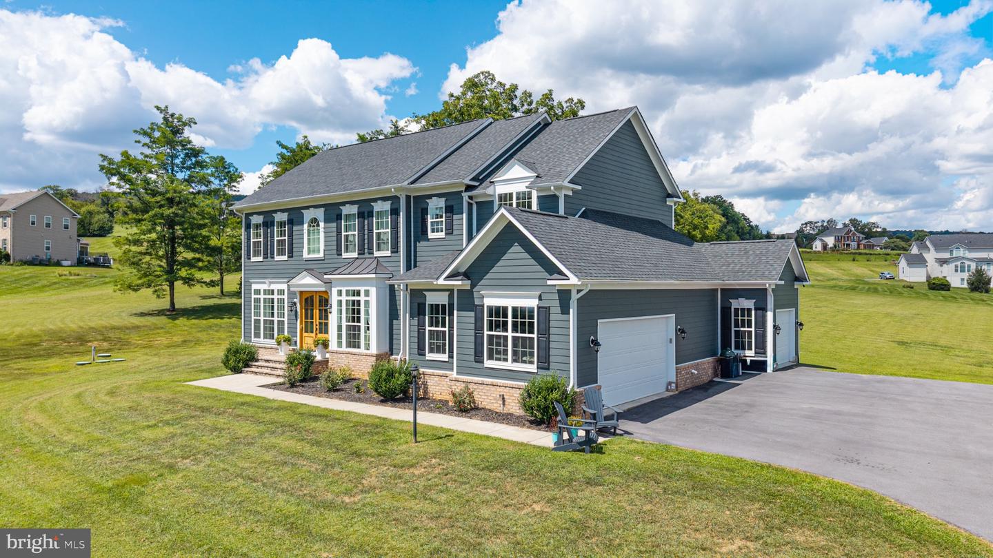 35490 SUNNY RIDGE RD, ROUND HILL, Virginia 20141, 5 Bedrooms Bedrooms, 22 Rooms Rooms,5 BathroomsBathrooms,Residential,For sale,35490 SUNNY RIDGE RD,VALO2108926 MLS # VALO2108926