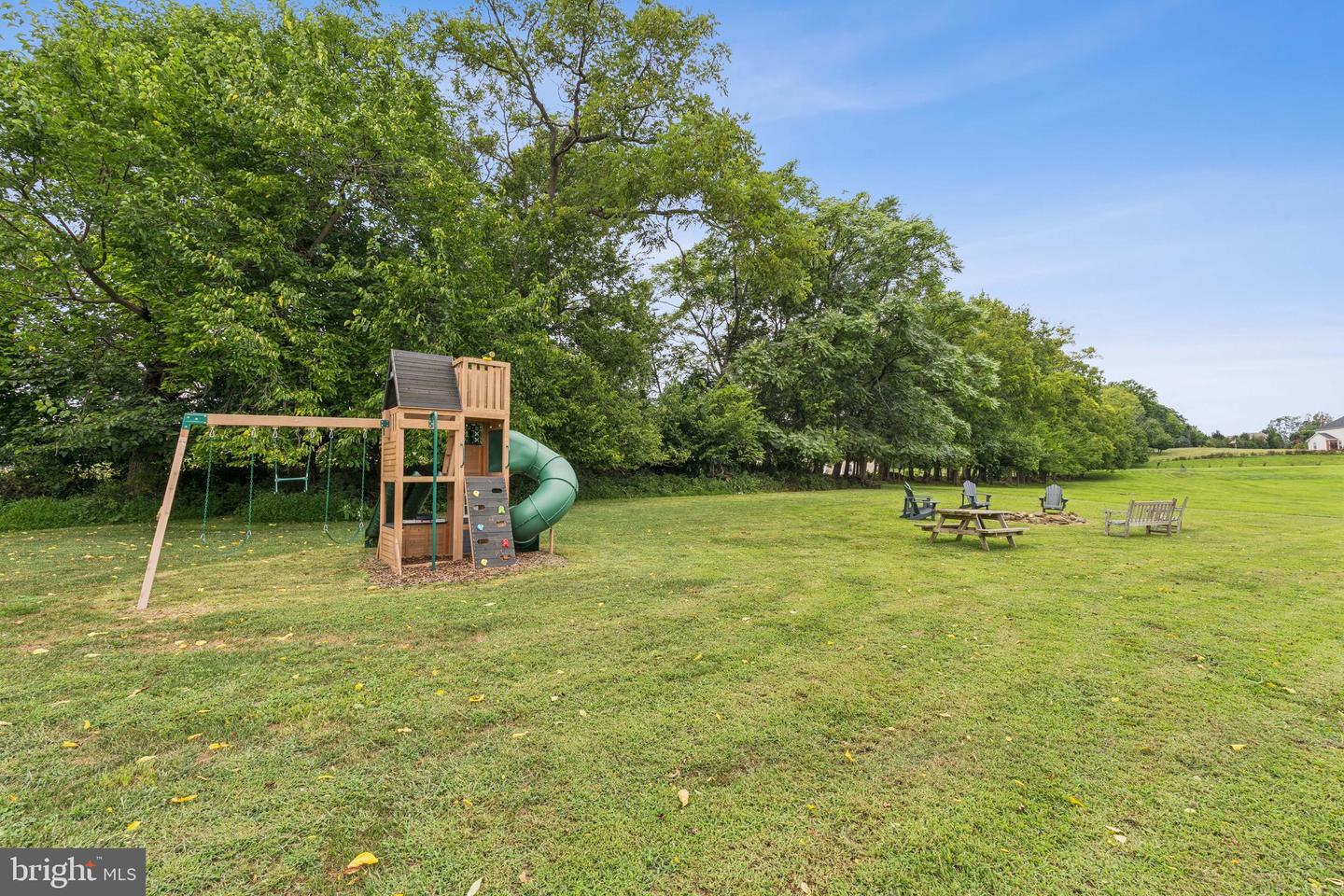 35490 SUNNY RIDGE RD, ROUND HILL, Virginia 20141, 5 Bedrooms Bedrooms, 22 Rooms Rooms,5 BathroomsBathrooms,Residential,For sale,35490 SUNNY RIDGE RD,VALO2108926 MLS # VALO2108926