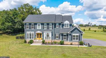 35490 SUNNY RIDGE RD, ROUND HILL, Virginia 20141, 5 Bedrooms Bedrooms, 22 Rooms Rooms,5 BathroomsBathrooms,Residential,For sale,35490 SUNNY RIDGE RD,VALO2108926 MLS # VALO2108926