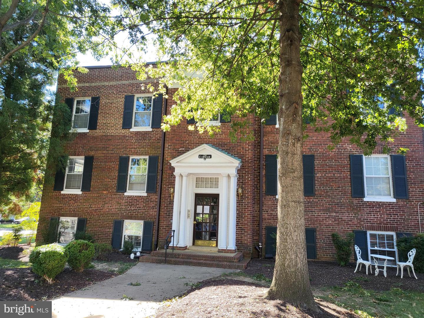 400 COMMONWEALTH AVE #307, ALEXANDRIA, Virginia 22301, 2 Bedrooms Bedrooms, ,1 BathroomBathrooms,Residential,For sale,400 COMMONWEALTH AVE #307,VAAX2050832 MLS # VAAX2050832
