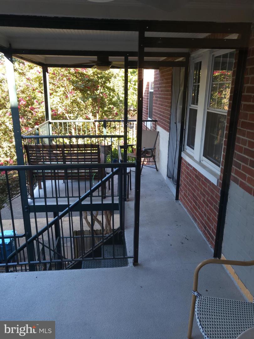 400 COMMONWEALTH AVE #307, ALEXANDRIA, Virginia 22301, 2 Bedrooms Bedrooms, ,1 BathroomBathrooms,Residential,For sale,400 COMMONWEALTH AVE #307,VAAX2050832 MLS # VAAX2050832