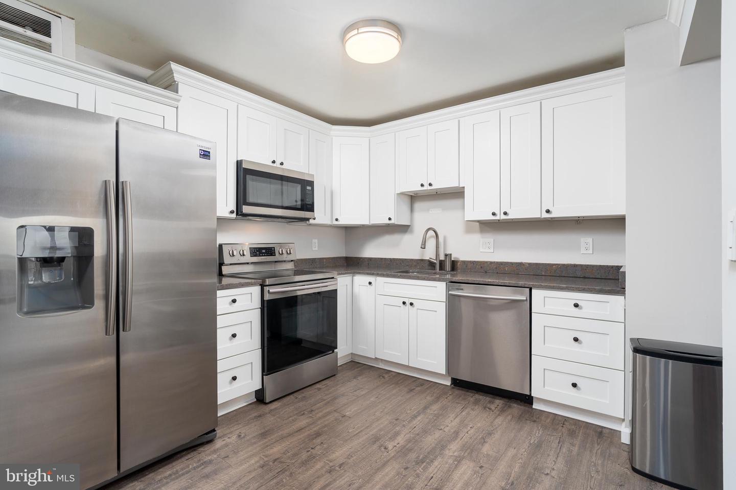 8370 GREENSBORO DR #916, MCLEAN, Virginia 22102, 1 Bedroom Bedrooms, ,1 BathroomBathrooms,Residential,For sale,8370 GREENSBORO DR #916,VAFX2274392 MLS # VAFX2274392