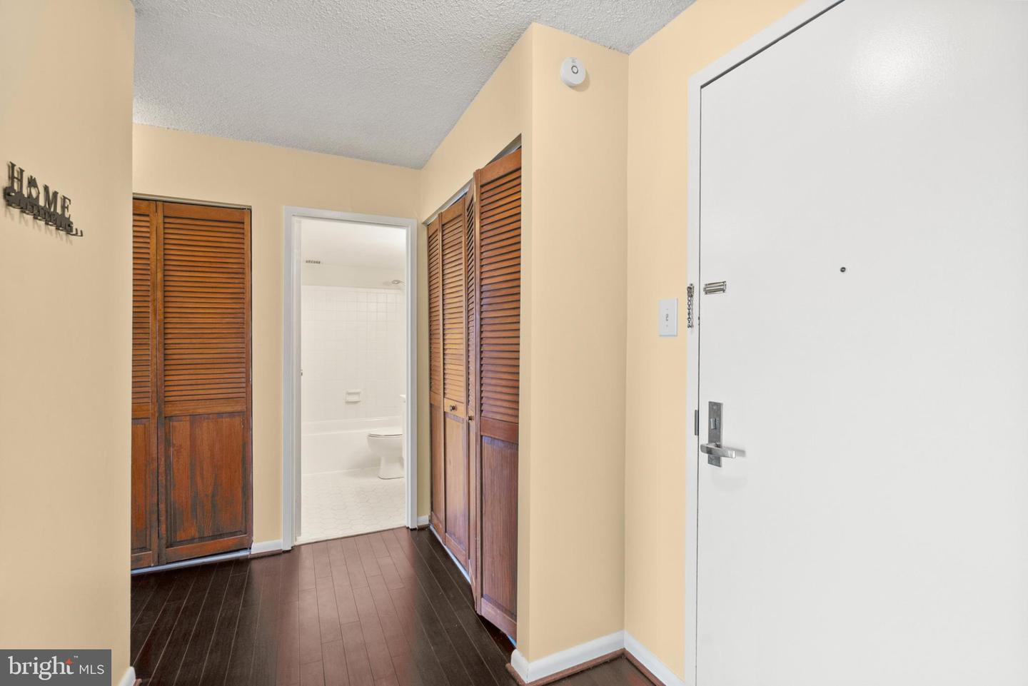 200 N PICKETT ST N #1515, ALEXANDRIA, Virginia 22304, 1 Bedroom Bedrooms, 6 Rooms Rooms,1 BathroomBathrooms,Residential,For sale,200 N PICKETT ST N #1515,VAAX2050842 MLS # VAAX2050842