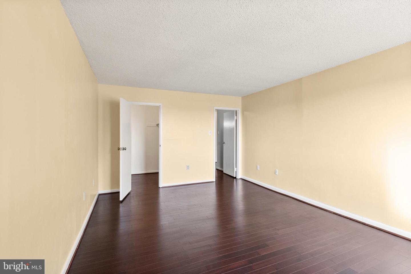 200 N PICKETT ST N #1515, ALEXANDRIA, Virginia 22304, 1 Bedroom Bedrooms, 6 Rooms Rooms,1 BathroomBathrooms,Residential,For sale,200 N PICKETT ST N #1515,VAAX2050842 MLS # VAAX2050842