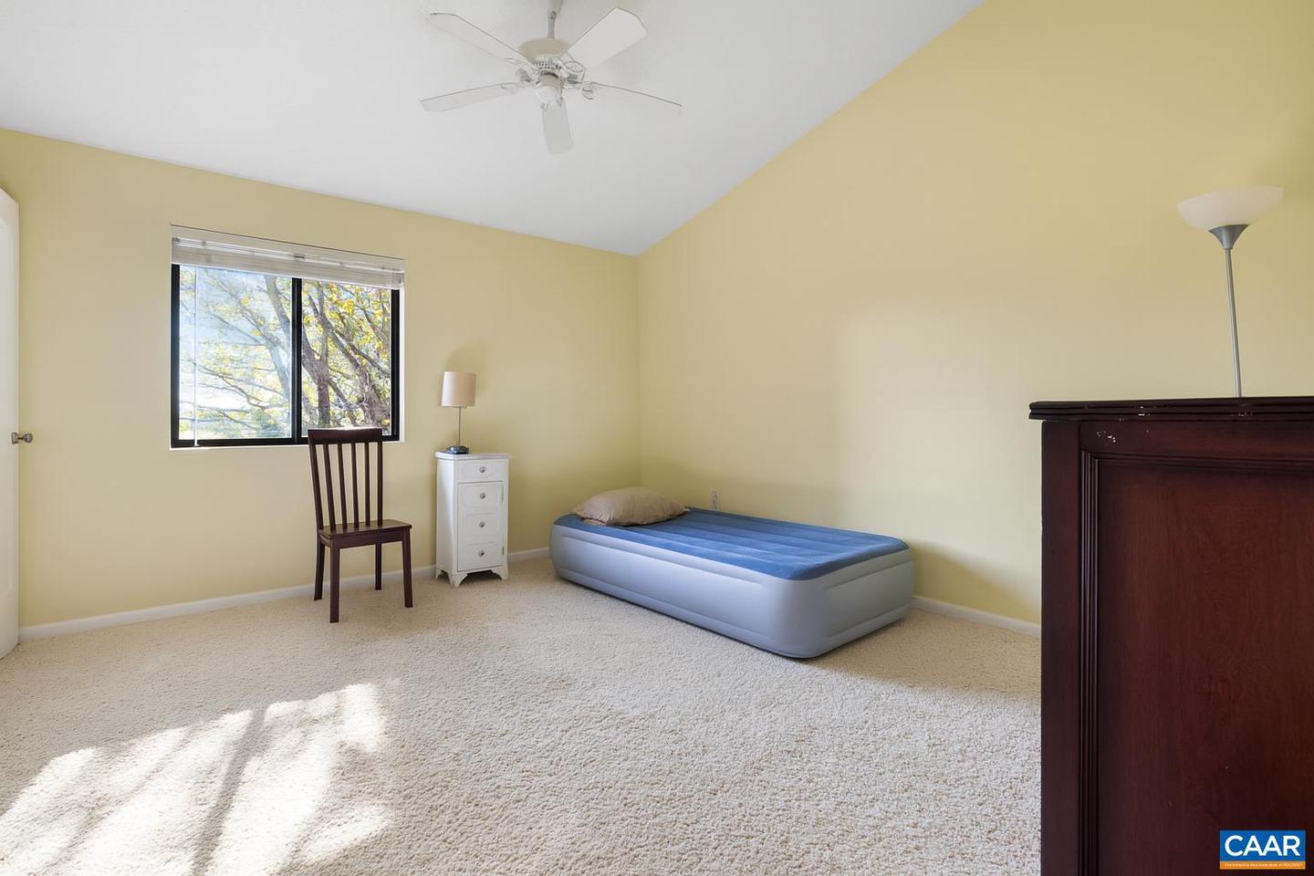 132 TURTLE CREEK RD #11, CHARLOTTESVILLE, Virginia 22901, 1 Bedroom Bedrooms, ,1 BathroomBathrooms,Residential,For sale,132 TURTLE CREEK RD #11,669935 MLS # 669935