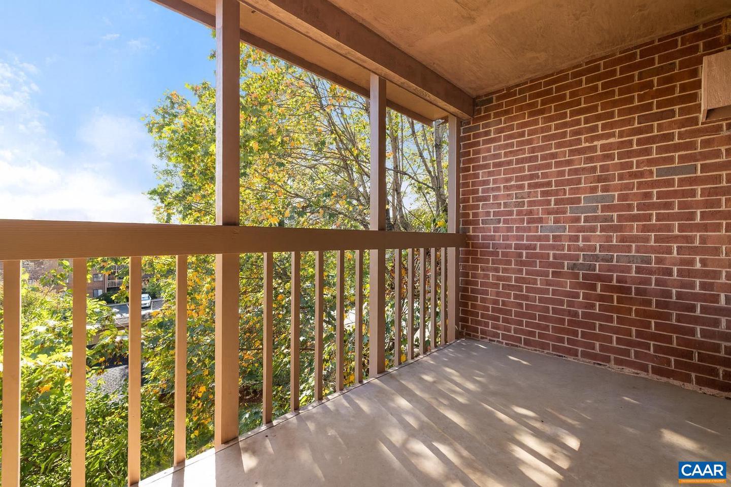 132 TURTLE CREEK RD #11, CHARLOTTESVILLE, Virginia 22901, 1 Bedroom Bedrooms, ,1 BathroomBathrooms,Residential,For sale,132 TURTLE CREEK RD #11,669935 MLS # 669935