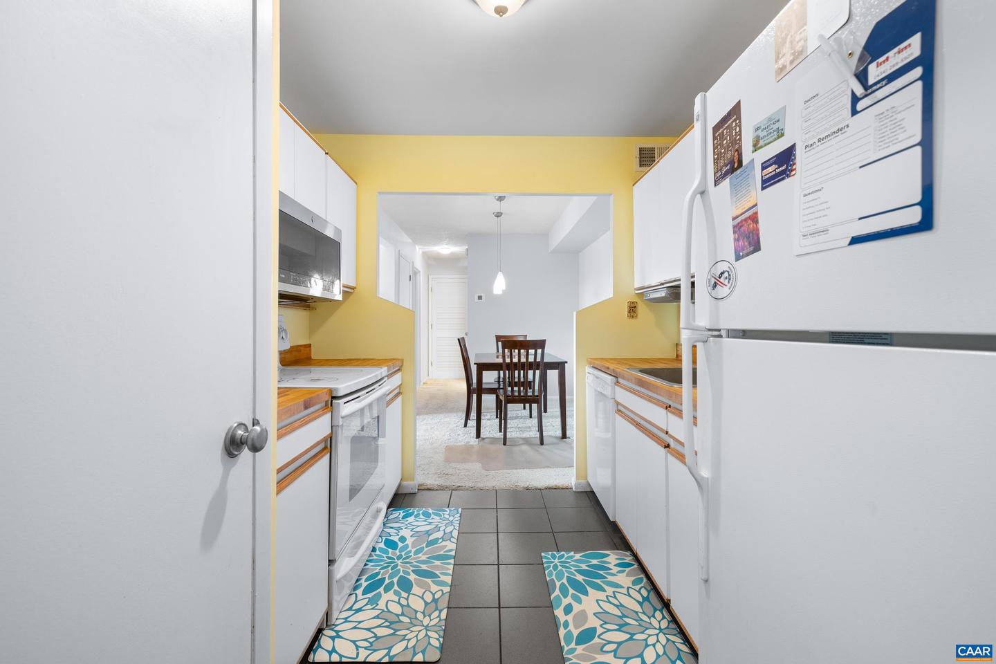 132 TURTLE CREEK RD #11, CHARLOTTESVILLE, Virginia 22901, 1 Bedroom Bedrooms, ,1 BathroomBathrooms,Residential,For sale,132 TURTLE CREEK RD #11,669935 MLS # 669935