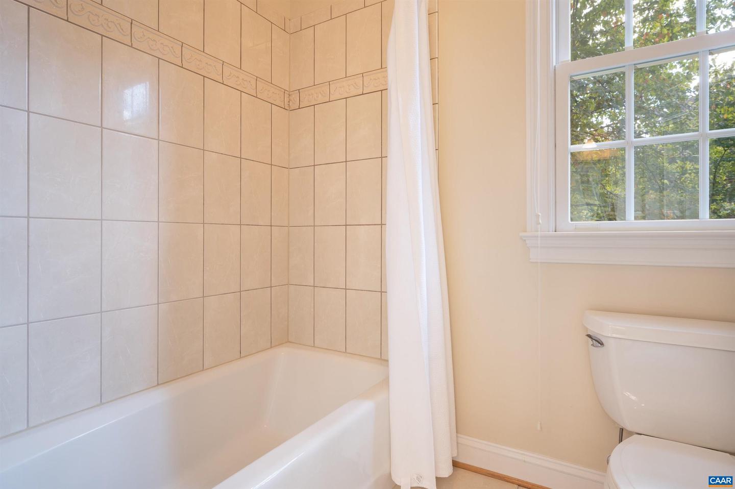 3422 DARBY RD, KESWICK, Virginia 22947, 5 Bedrooms Bedrooms, ,3 BathroomsBathrooms,Residential,For sale,3422 DARBY RD,670020 MLS # 670020