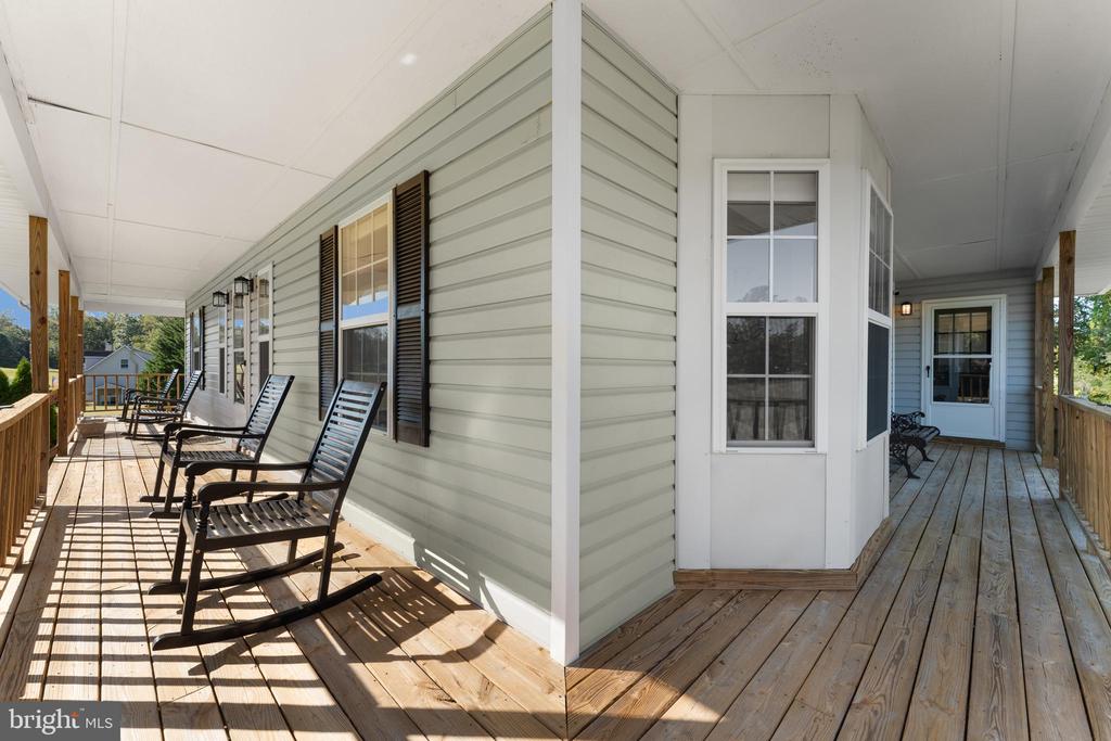 7292 STARLING DR, WARRENTON, Virginia 20186, 3 Bedrooms Bedrooms, ,2 BathroomsBathrooms,Residential,7292 STARLING DR,VAFQ2018138 MLS # VAFQ2018138