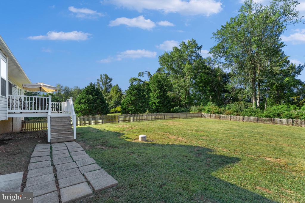 7292 STARLING DR, WARRENTON, Virginia 20186, 3 Bedrooms Bedrooms, ,2 BathroomsBathrooms,Residential,7292 STARLING DR,VAFQ2018138 MLS # VAFQ2018138