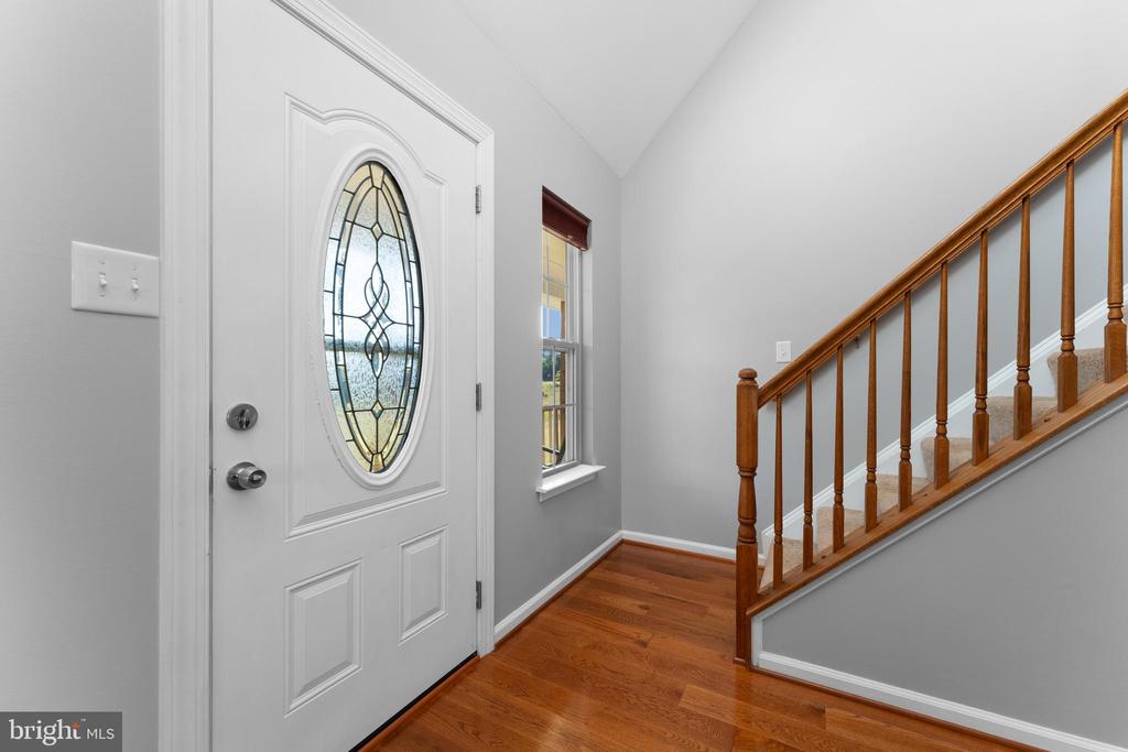 7292 STARLING DR, WARRENTON, Virginia 20186, 3 Bedrooms Bedrooms, ,2 BathroomsBathrooms,Residential,7292 STARLING DR,VAFQ2018138 MLS # VAFQ2018138
