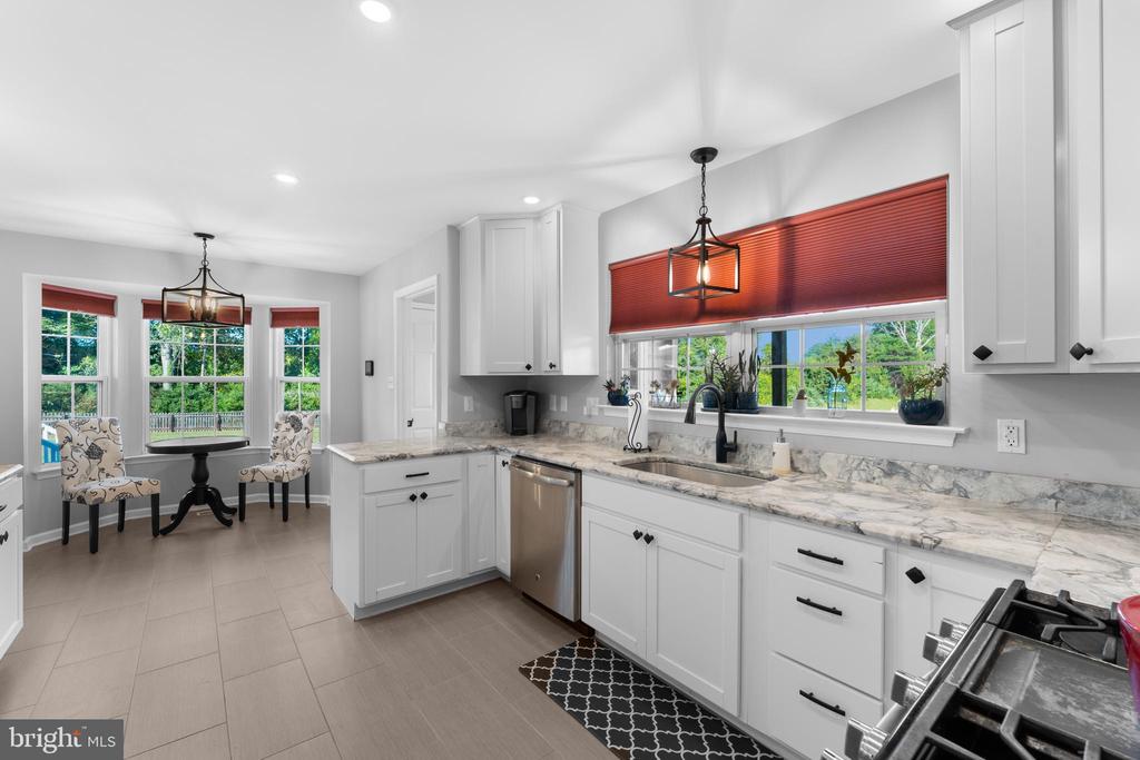 7292 STARLING DR, WARRENTON, Virginia 20186, 3 Bedrooms Bedrooms, ,2 BathroomsBathrooms,Residential,7292 STARLING DR,VAFQ2018138 MLS # VAFQ2018138